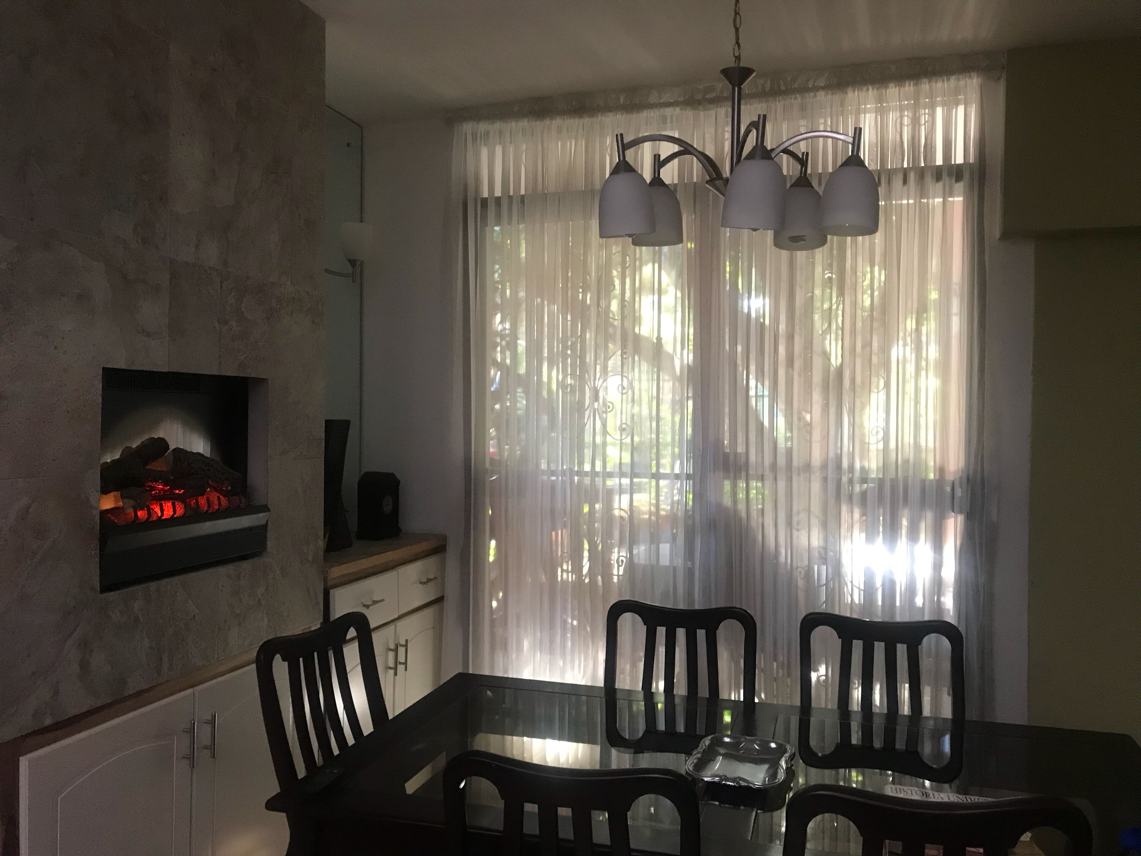Private room 10 minutes from the airport 