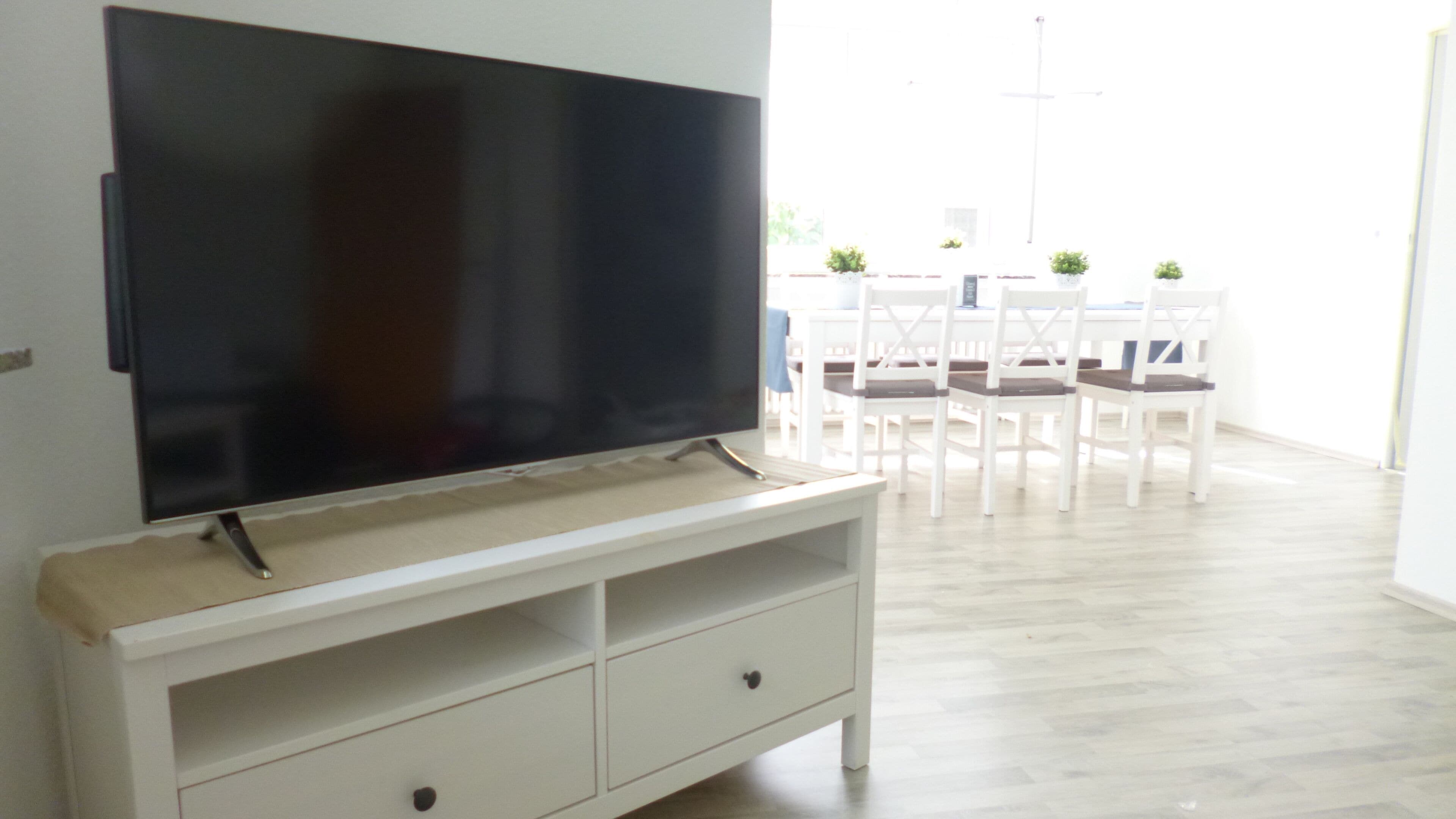 Kassel STYLE comfort apartment 1-6 people near downtown / CITY / documenta W-LAN