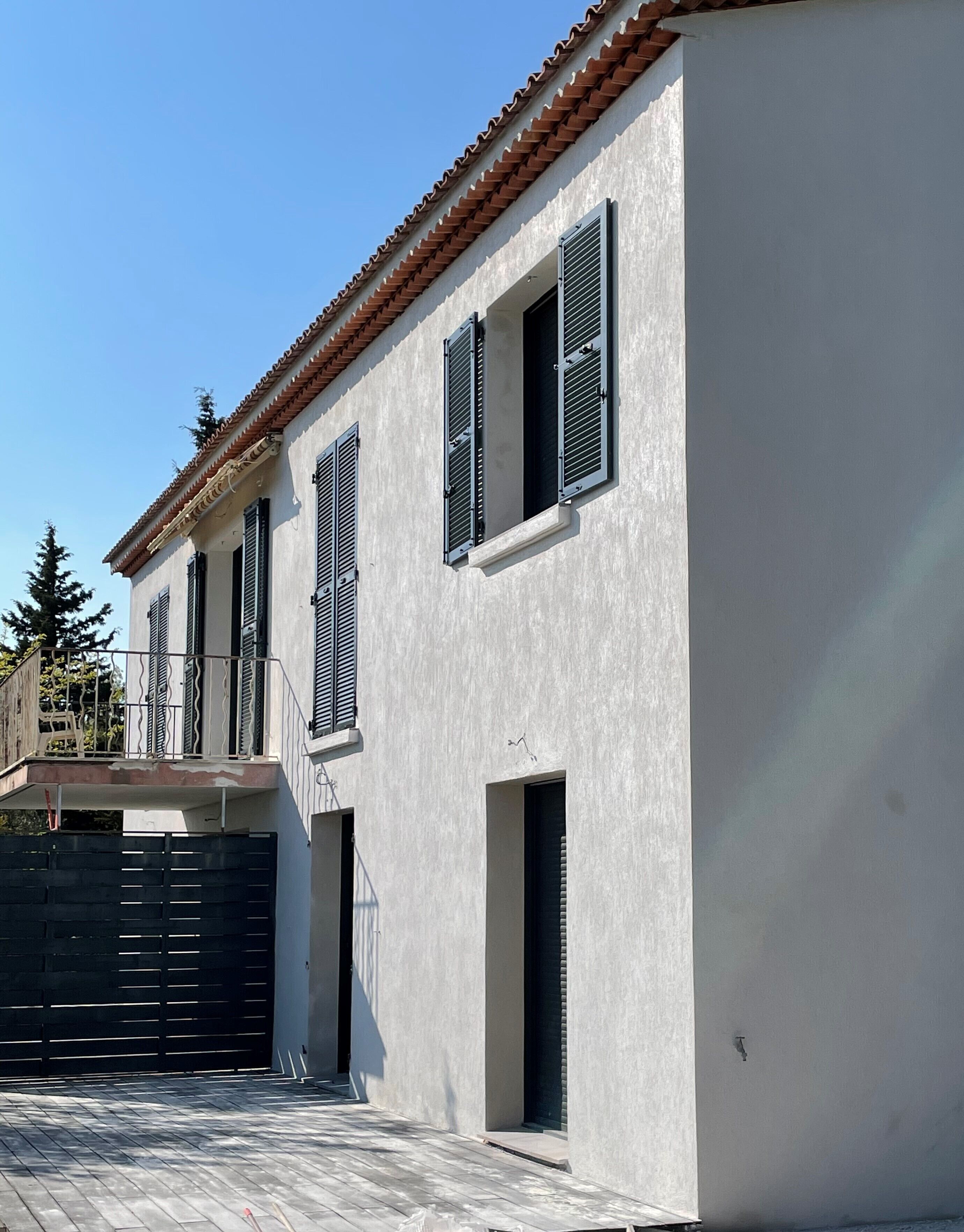 2 ROOMS HOLIDAY RENTAL TOULON RESIDENTIAL AREA 10 minutes from the beaches.