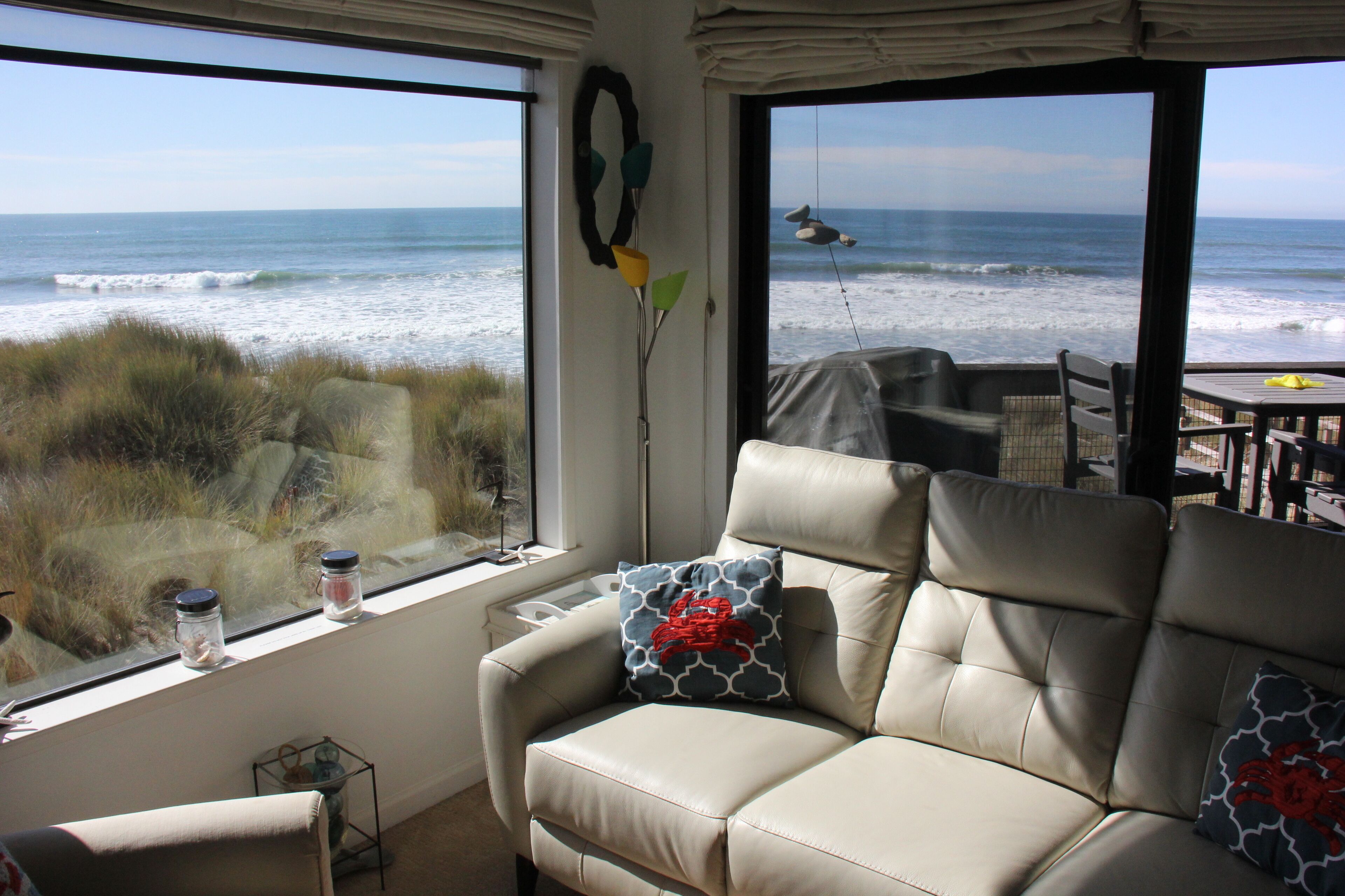 Ocean Front Condo With Wonderful 180 Degree View From Santa Cruz To Monterey
