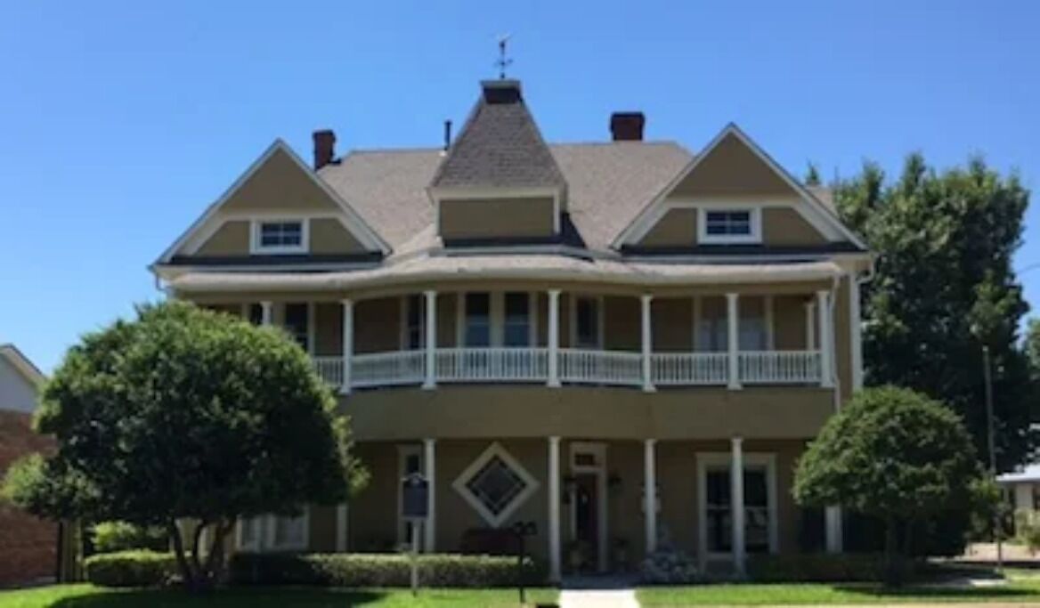 Captain's House - Trenholm Suite