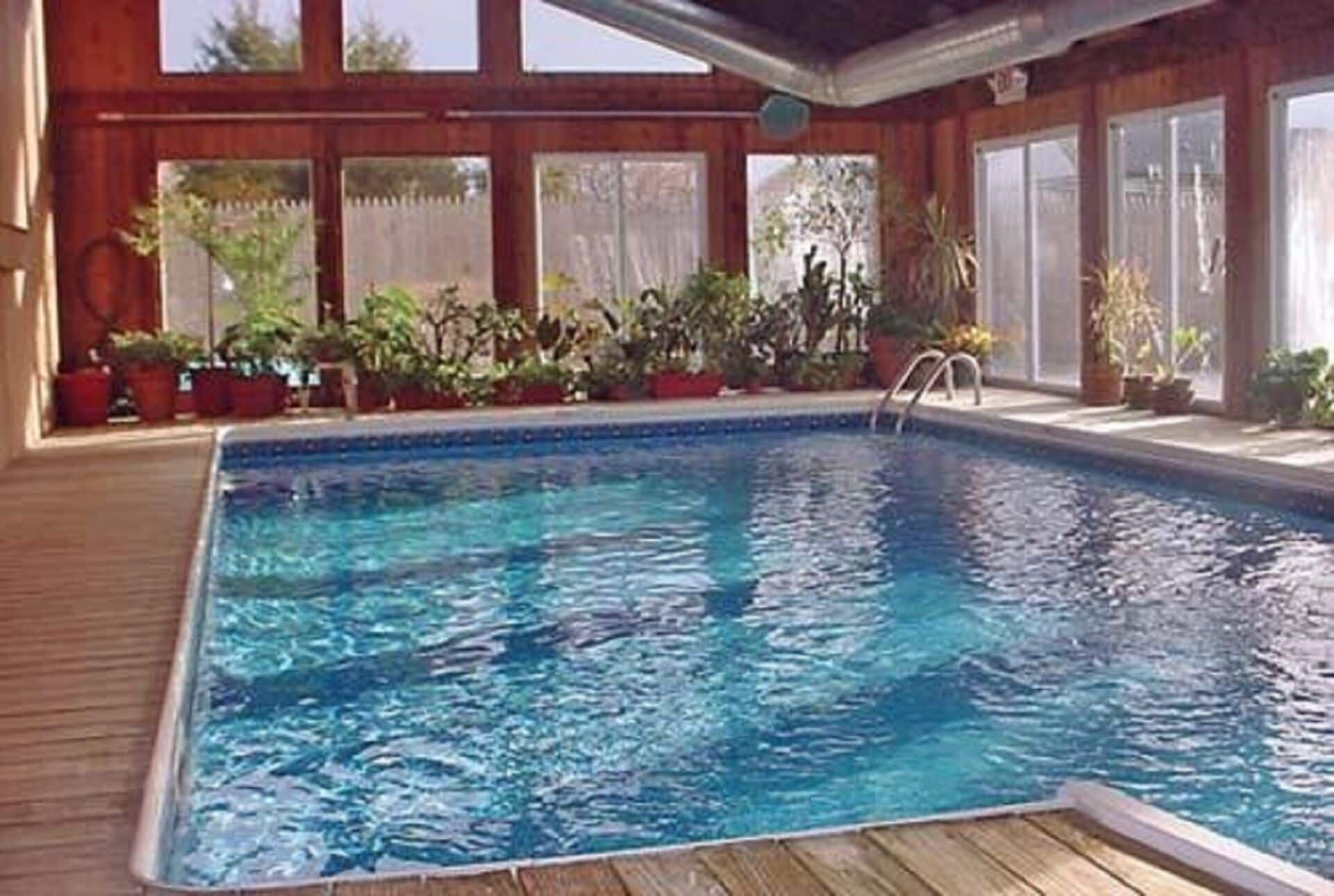 Studio one block from Misquamicut Beach, Westerly Rhode Island