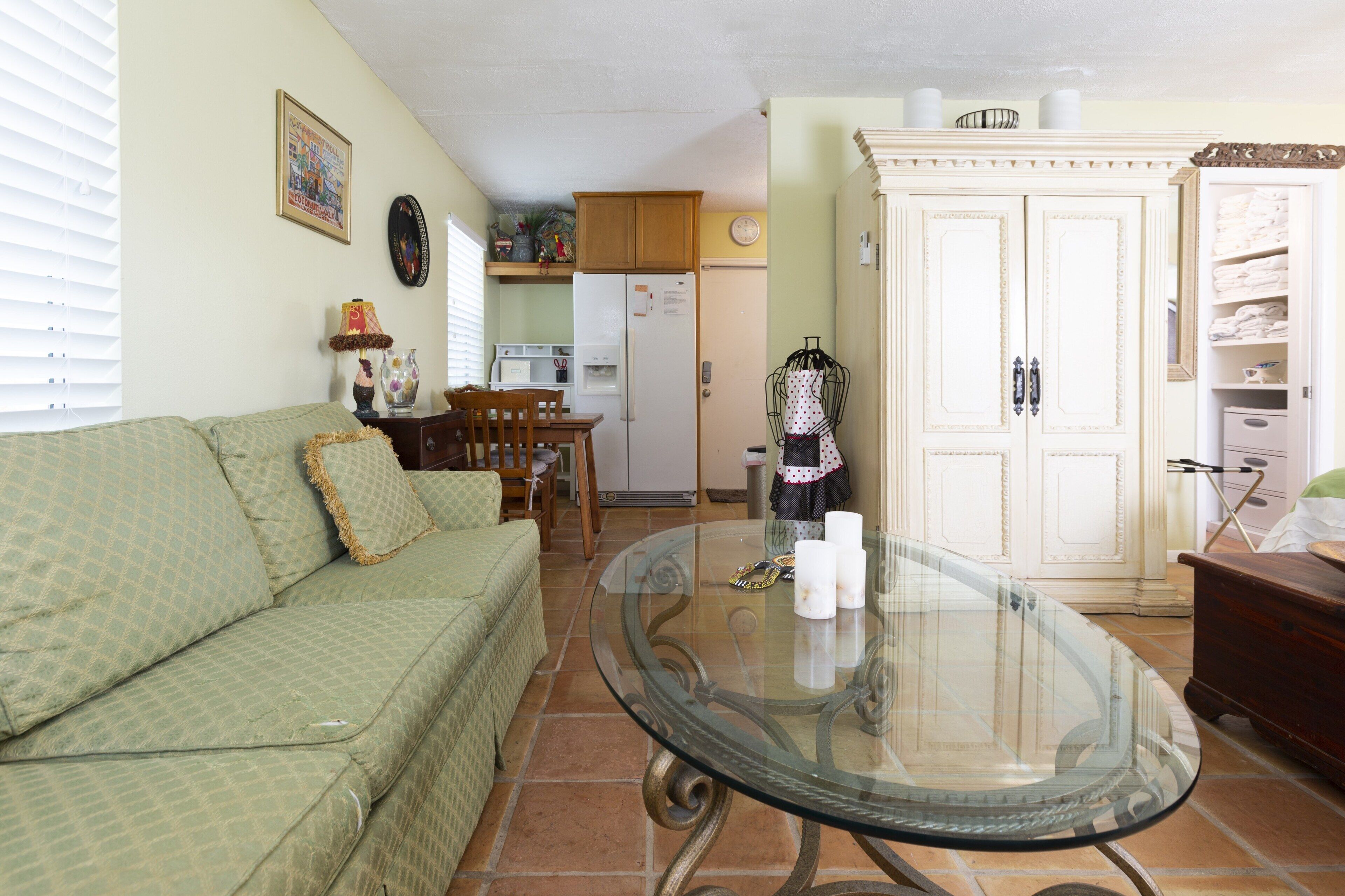 Secluded Cottage Close to Town w/ Bikes & Hot Tub