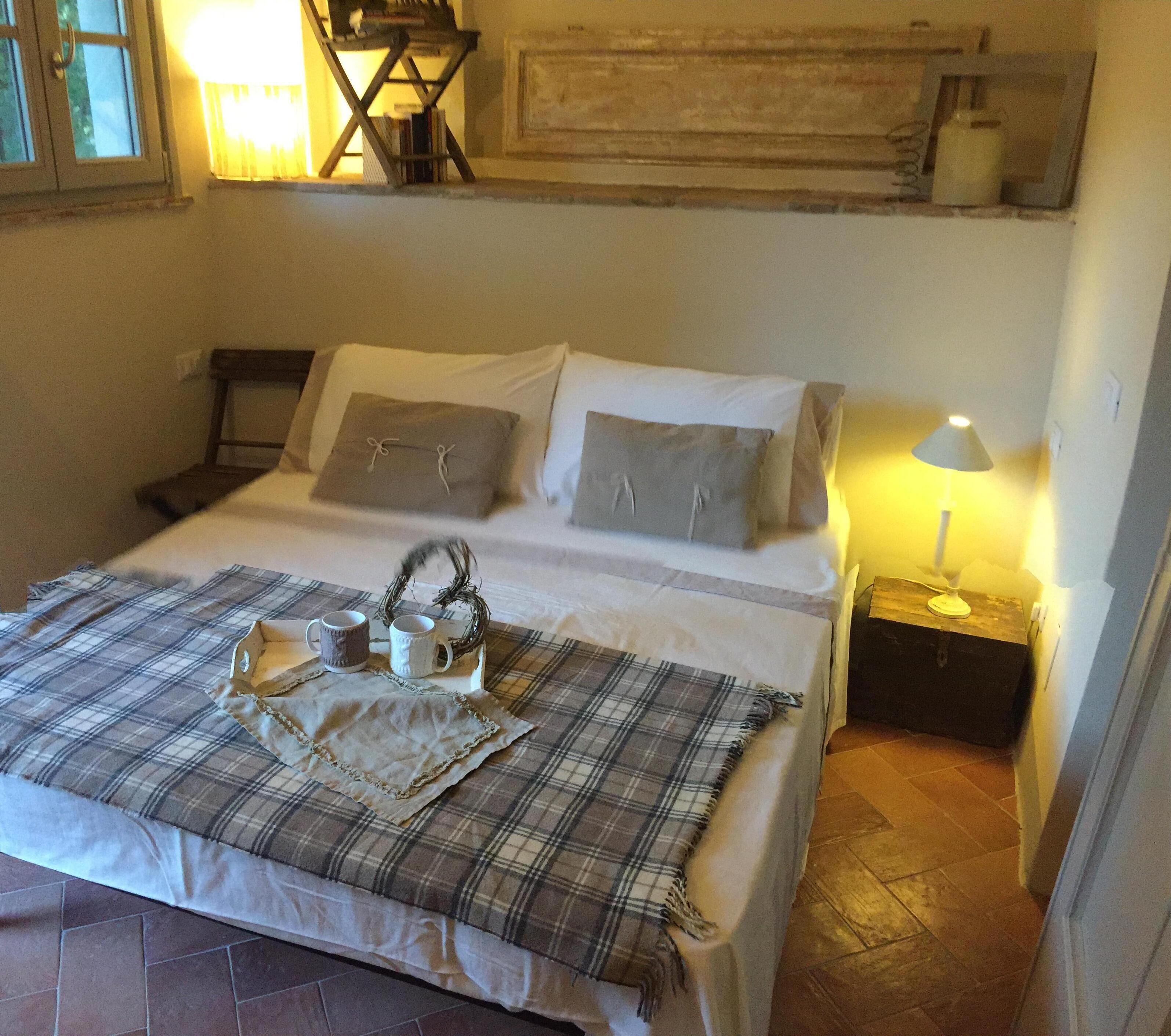 DOUBLE ROOM 