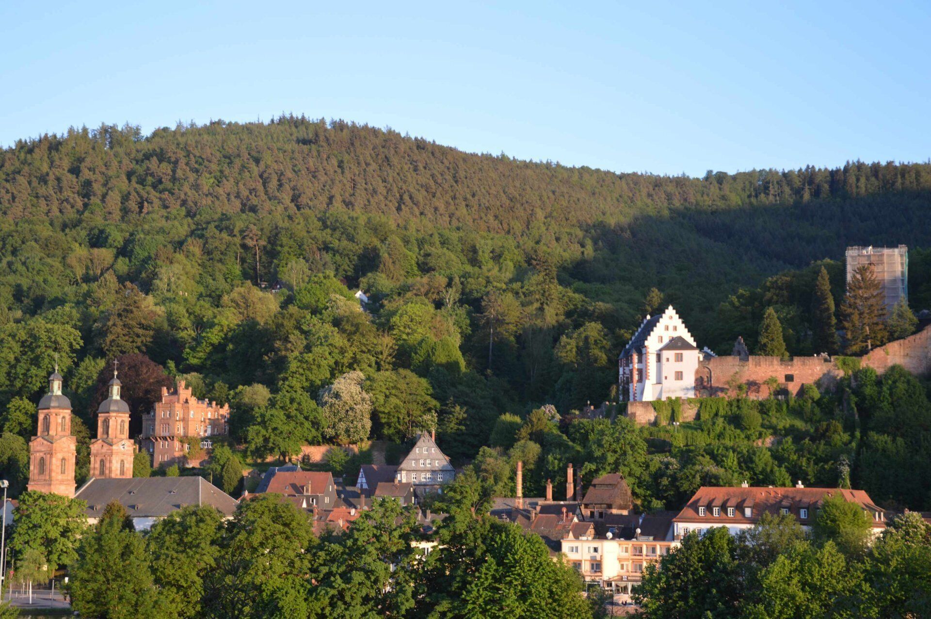 Panoramic view Miltenberg, 3 pers., Center, on the Main, terrace, boat rental, P