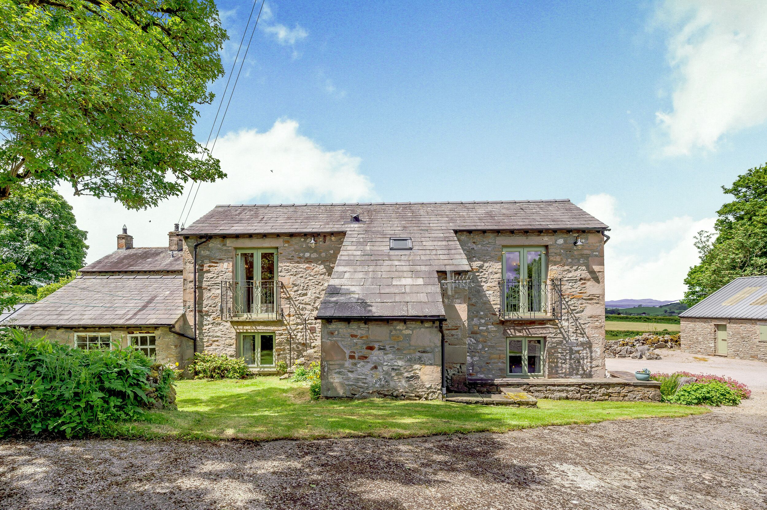 PICKLE BARN, family friendly, with a garden in Kirkby Lonsdale