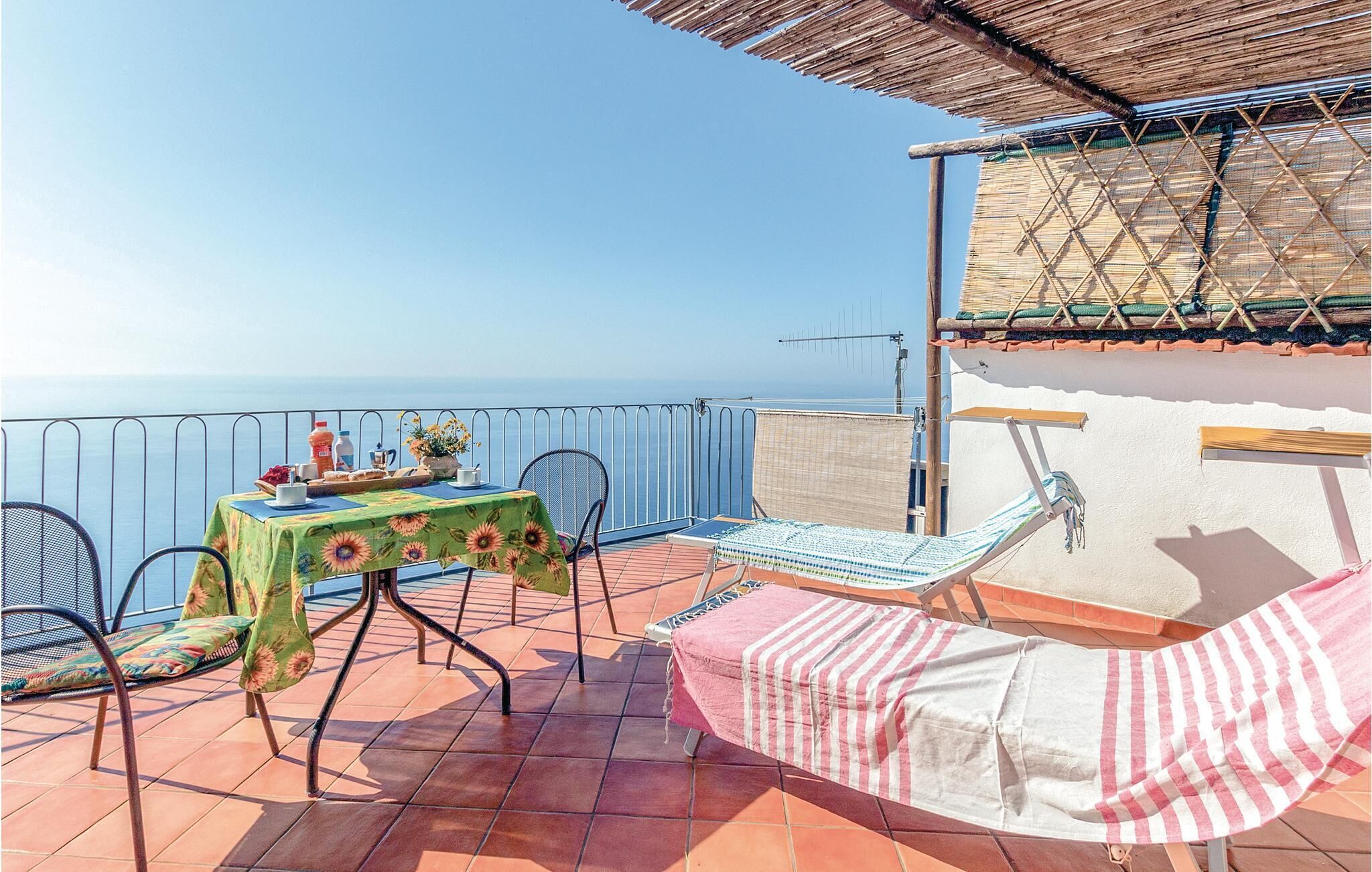 1 bedroom accommodation in Furore SA