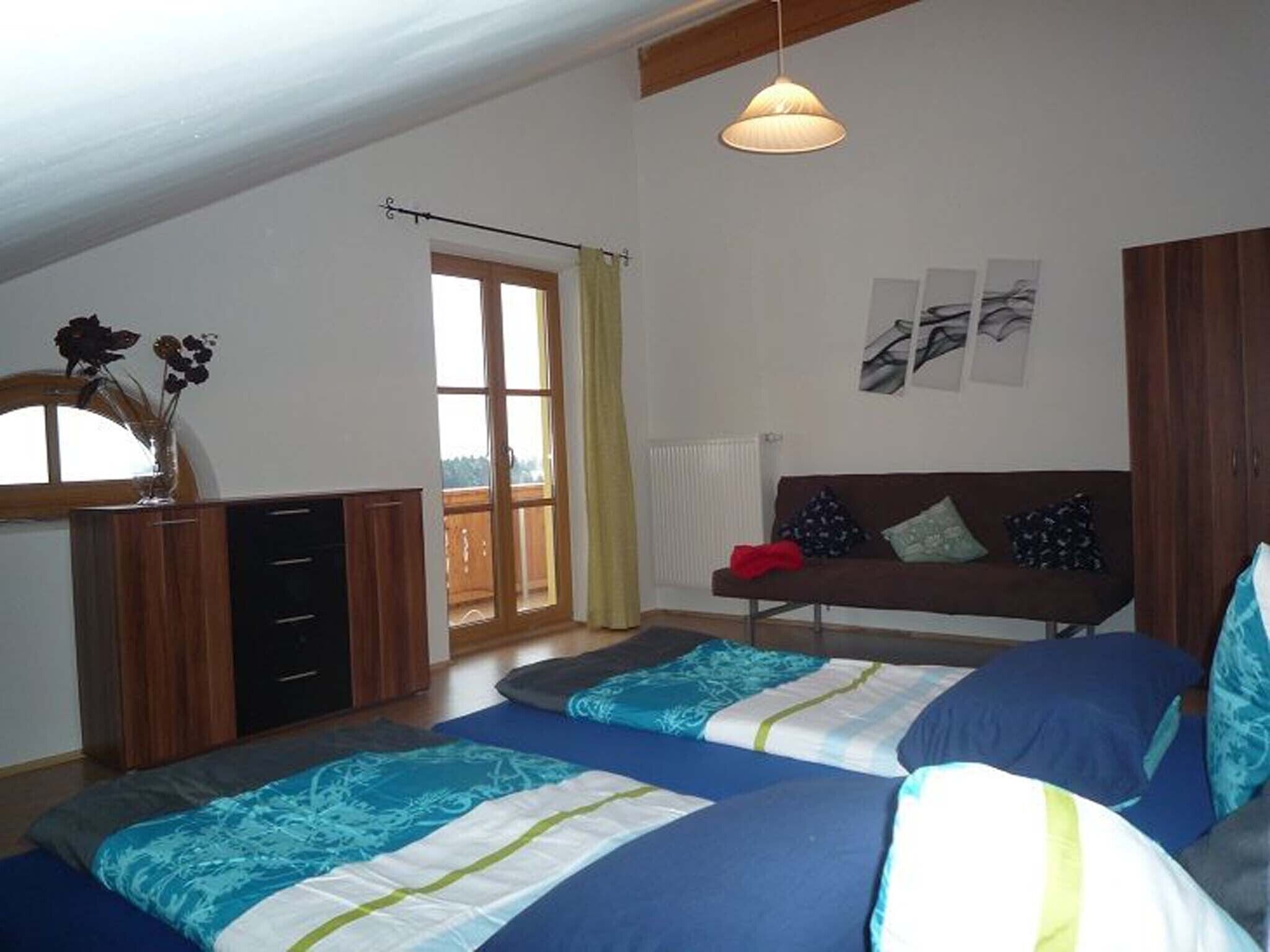 Ferienwohnung, 40 qm Dachgeschoss, Wohn- und Schlafraum kombiniert