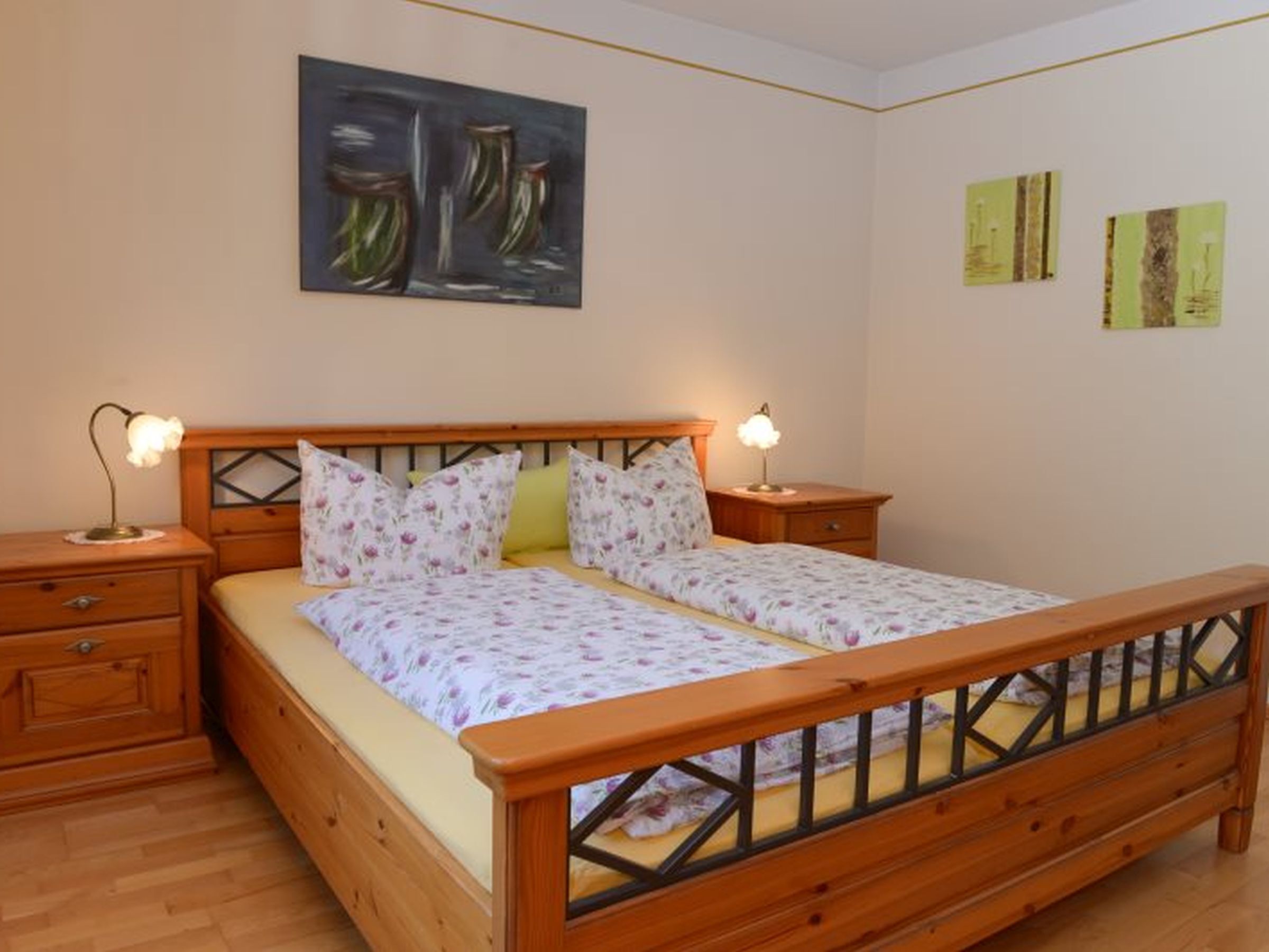 Ferienwohnung Bergfranzenhof, 120qm mit Bakon und Terrasse, 3 Schlafzimmer für max. 6 Personen