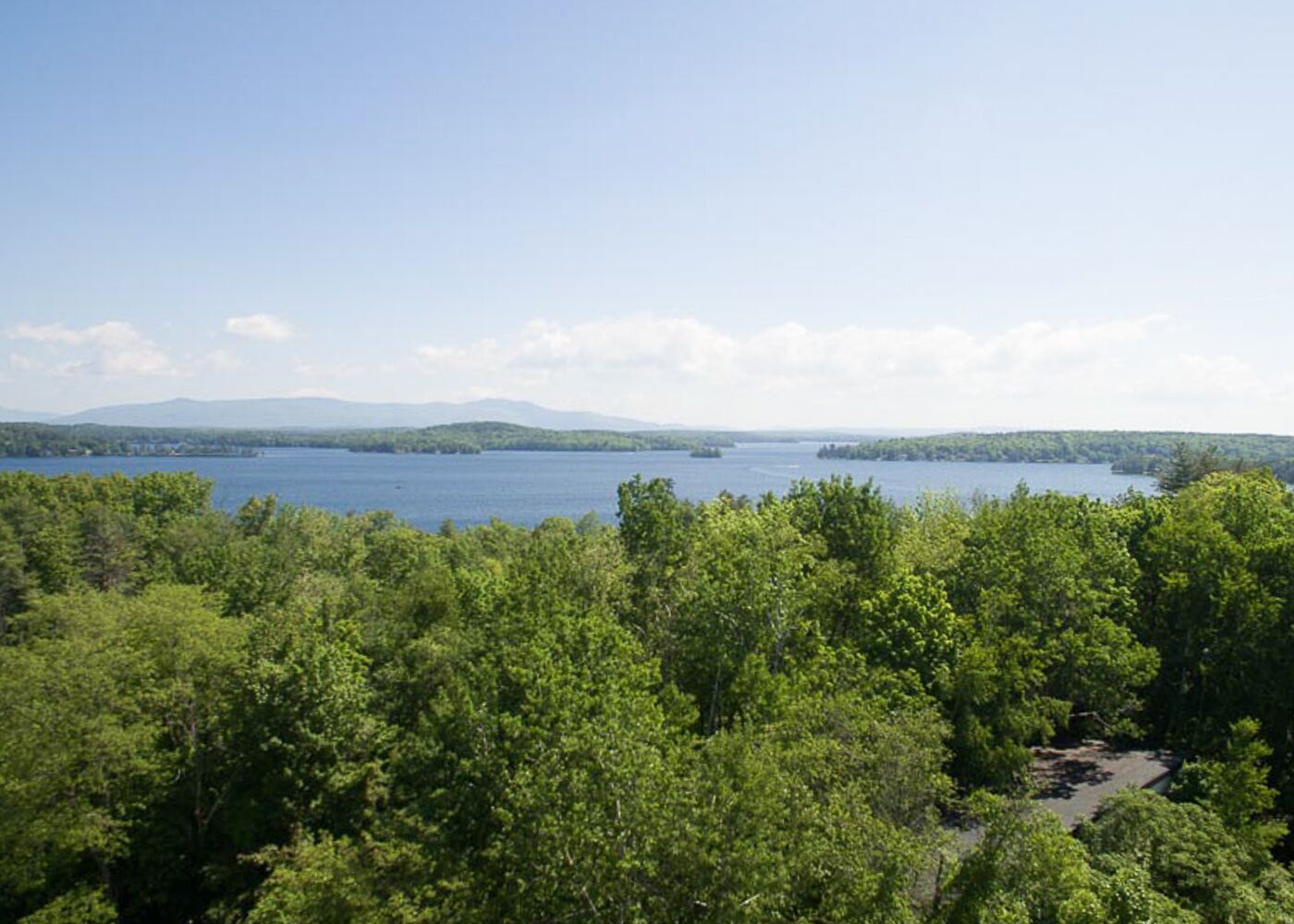Cozy Condo with WiFi, just minutes from Weirs Beach