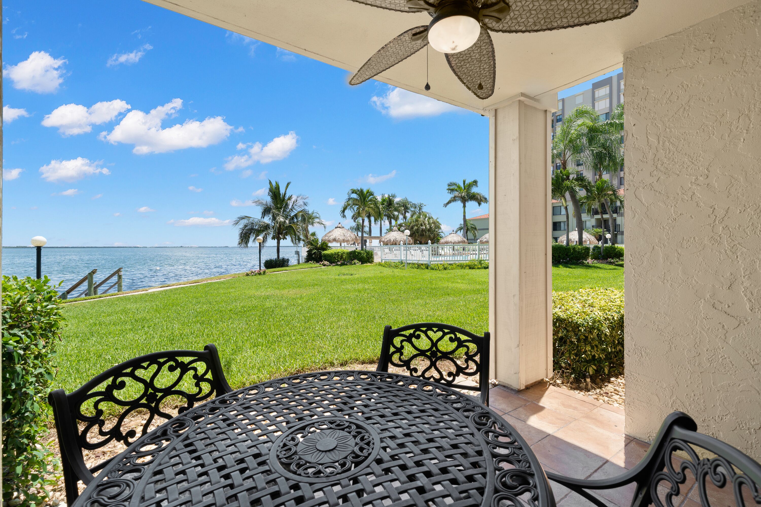 Palma Del Mar G-110 | Ground Flood, Bay View, Pool