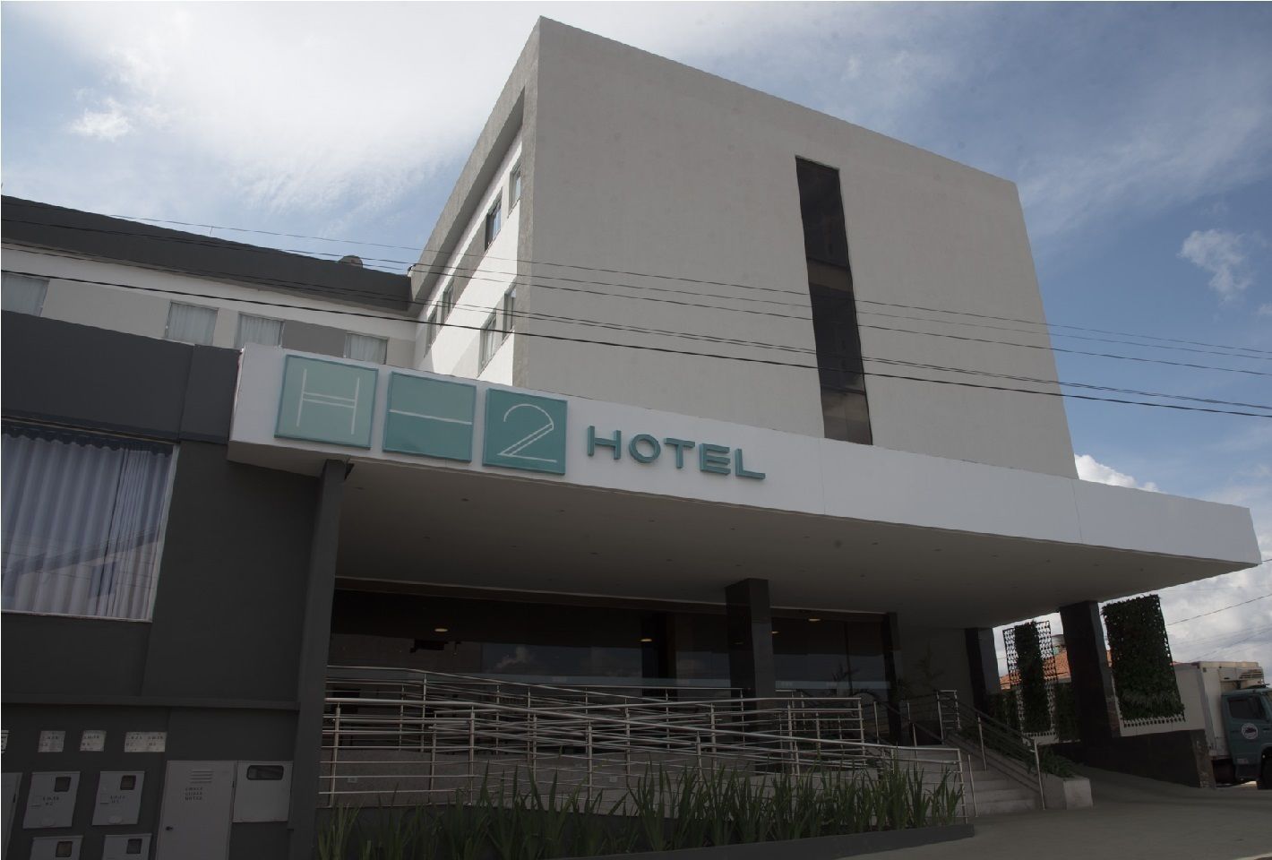 H2 Hotel