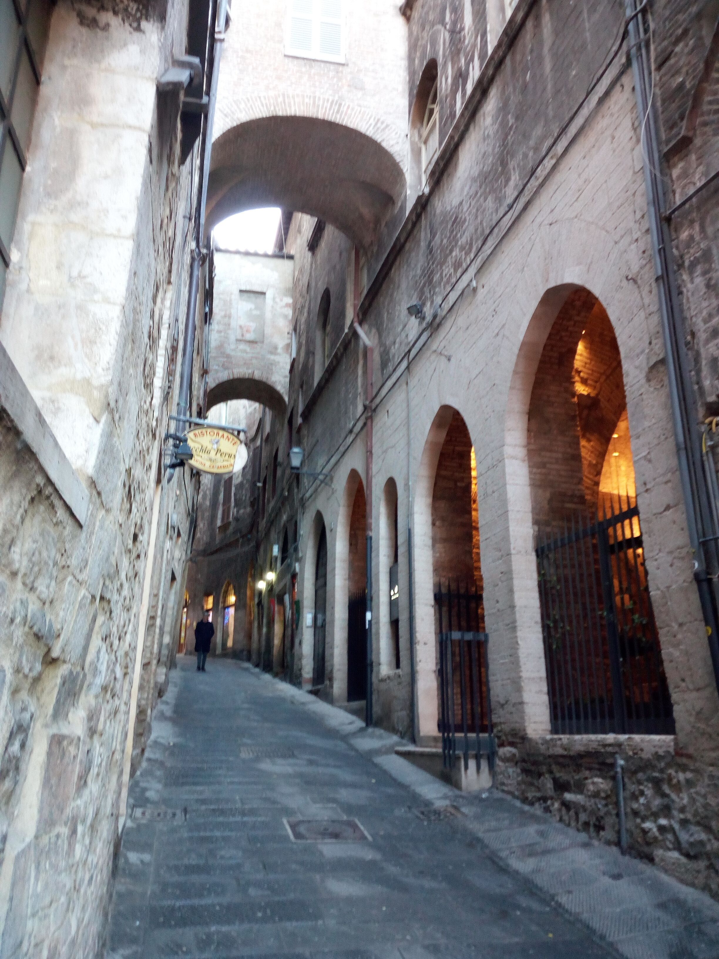 Old town, "Via Vecchia" house - Very close University for Foreigners
