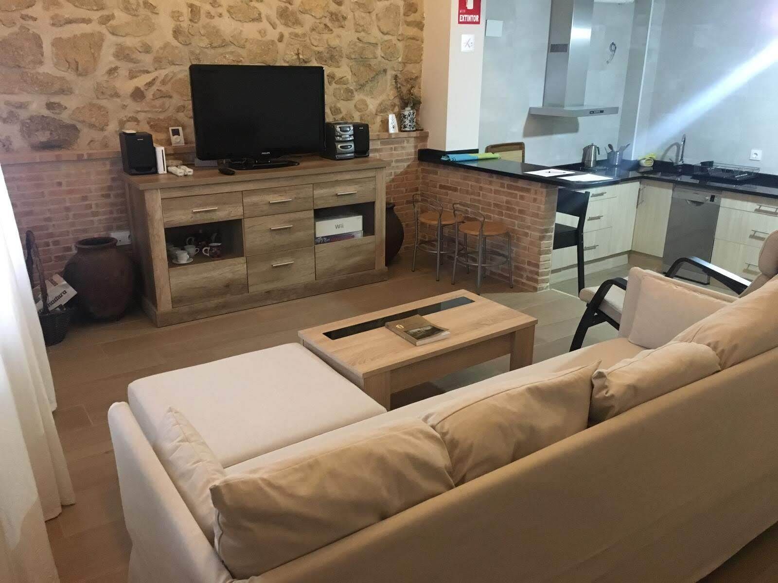 Grandparents Tourist Apartment: "José Postrero and Antonia La Riega" 