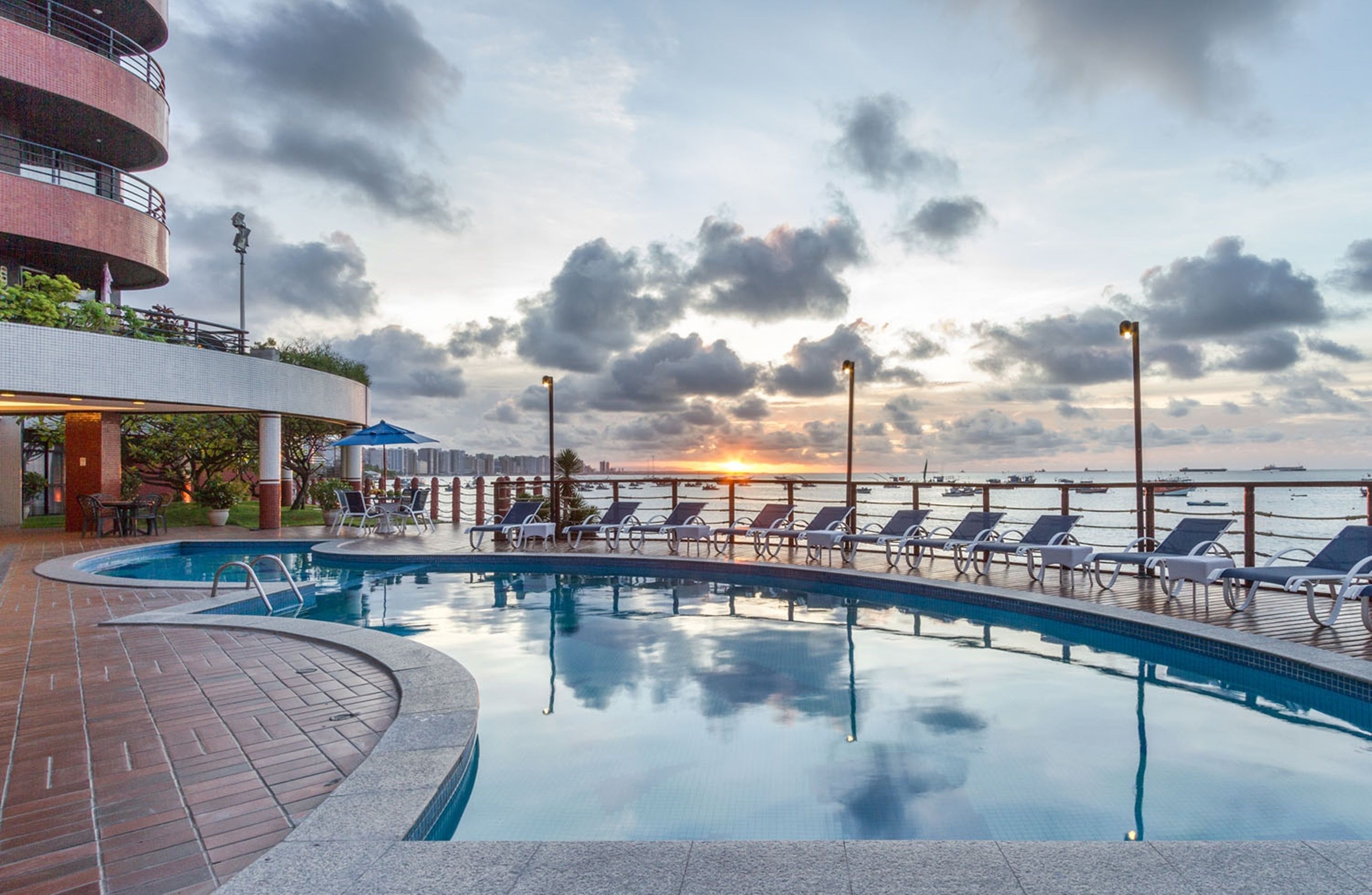 Iate Plaza Hotel