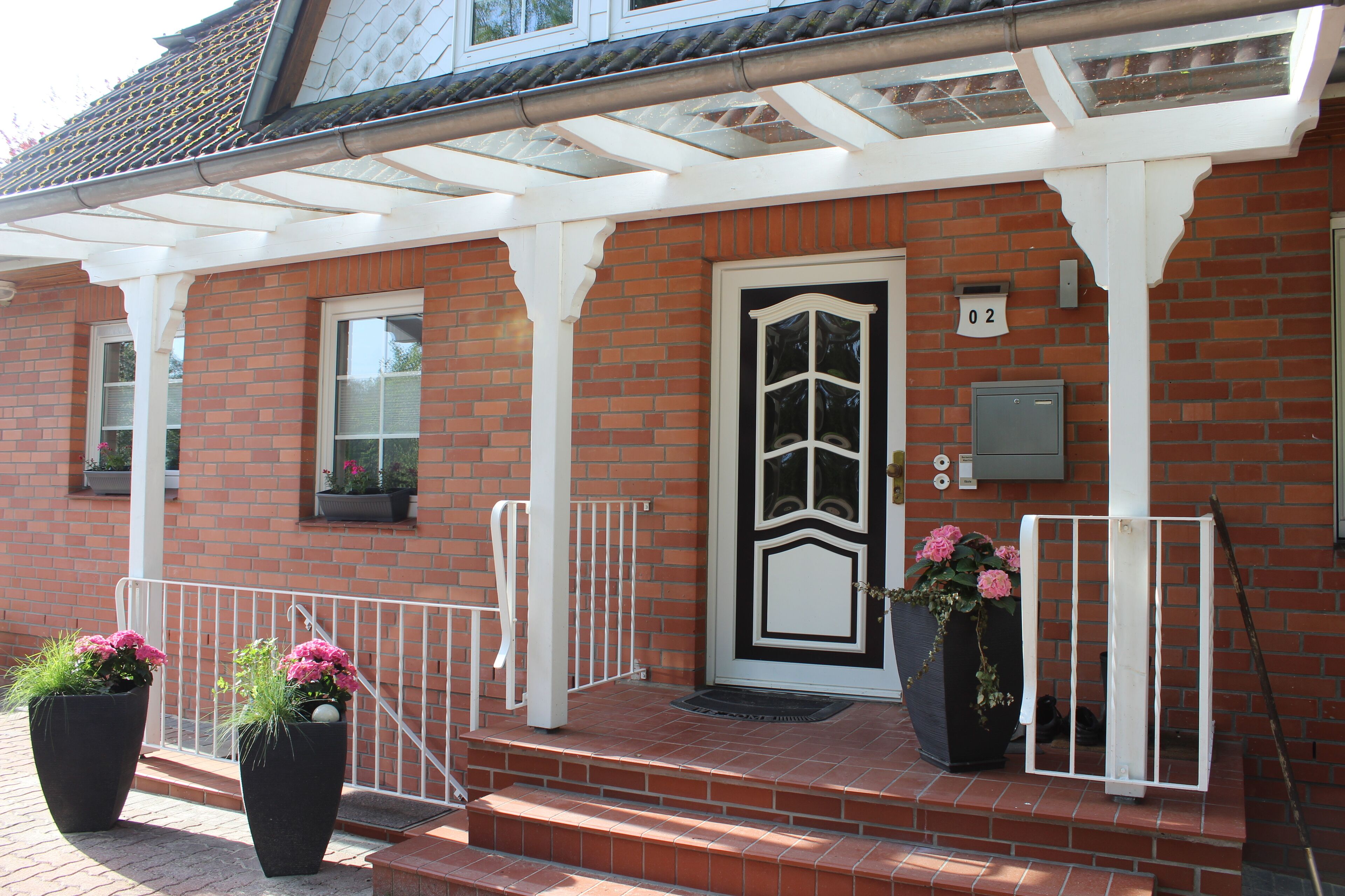 Semi-detached house on the border to Hamburg between "Old Land" and Nordheide