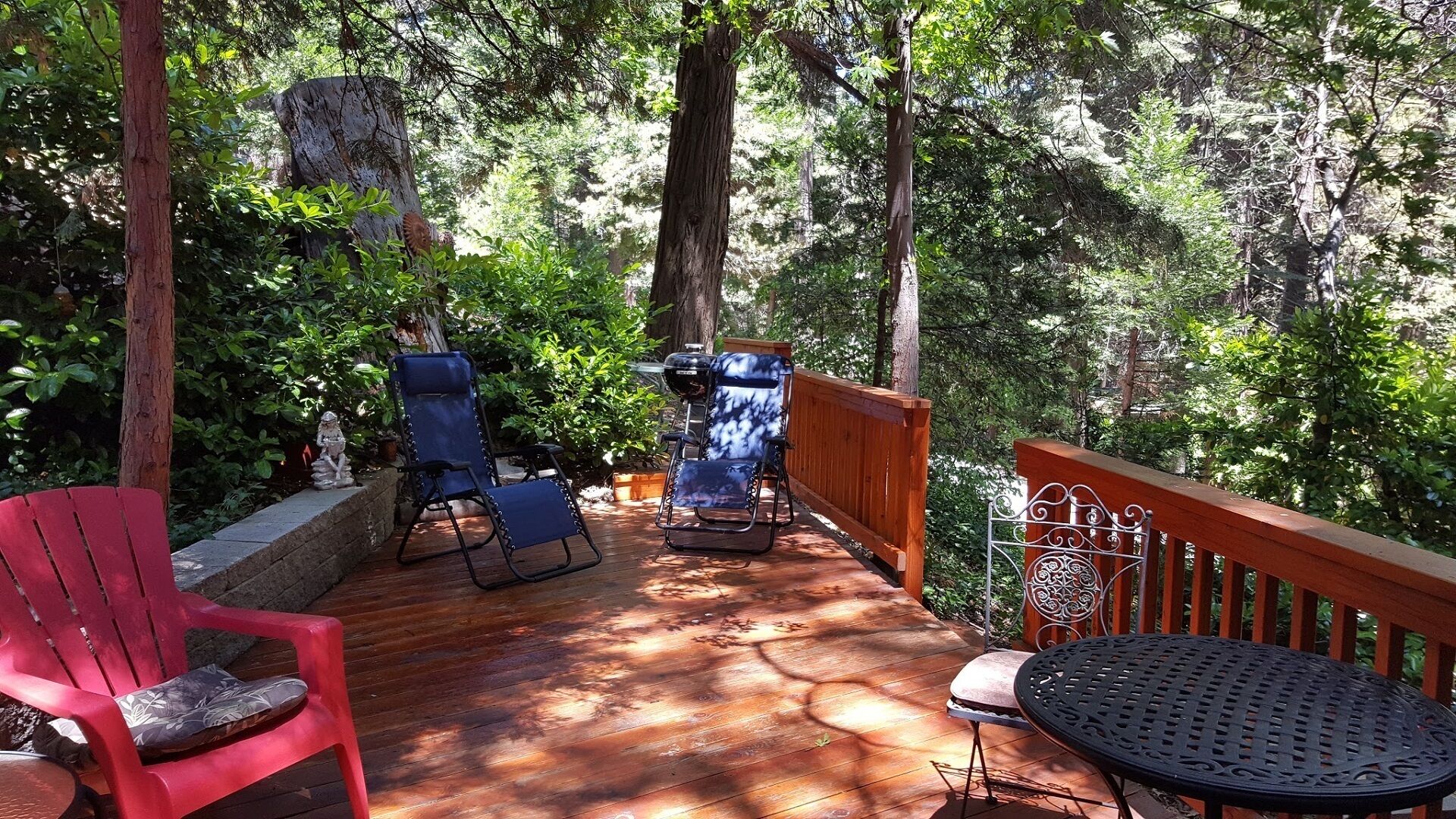Mountain Cottage Serenity Surrounded by Majestic Forests 5 min to Lake Arrowhead