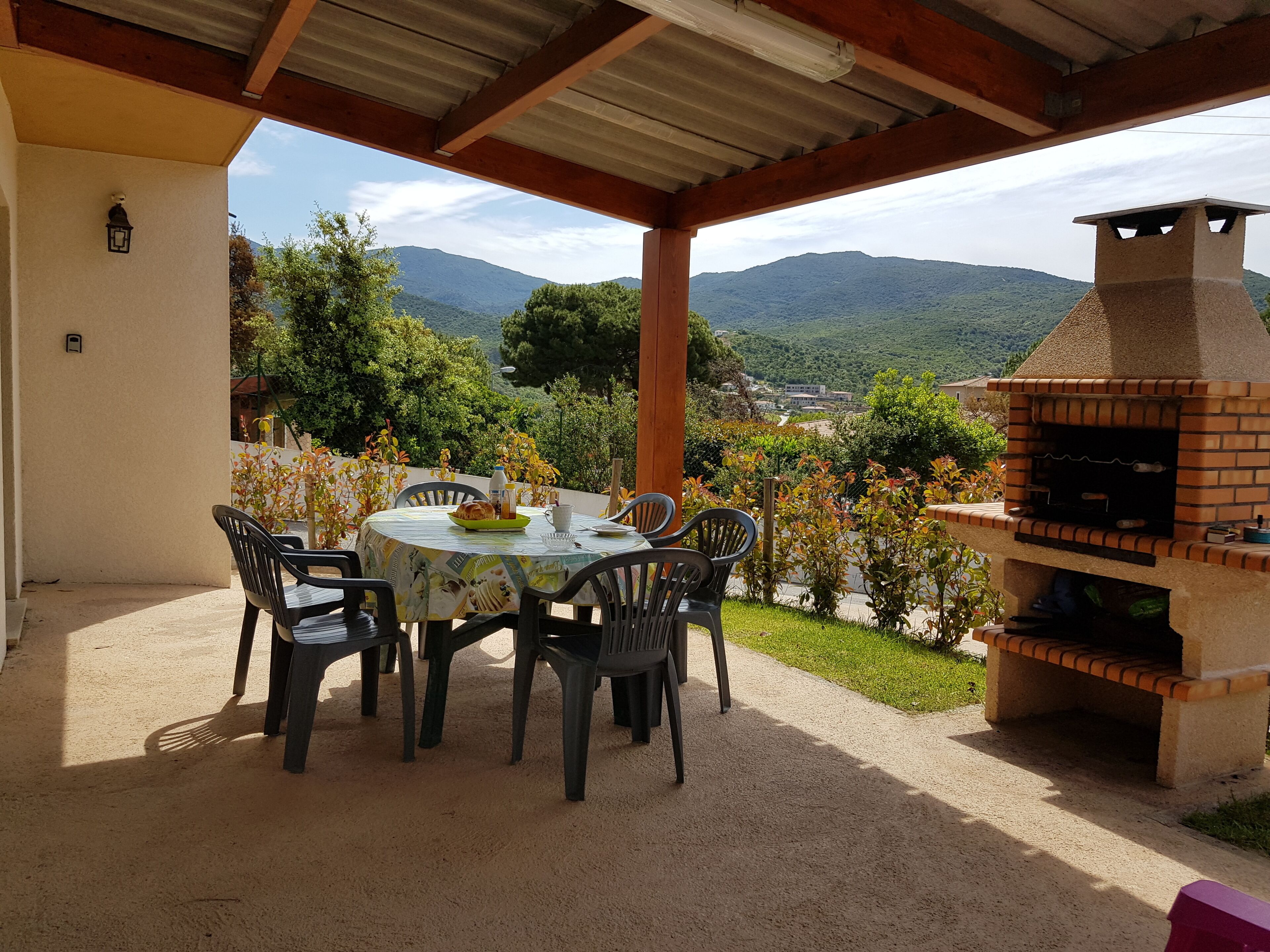 1.5 km from Agosta Molini beach & private parking Appart 70 m²