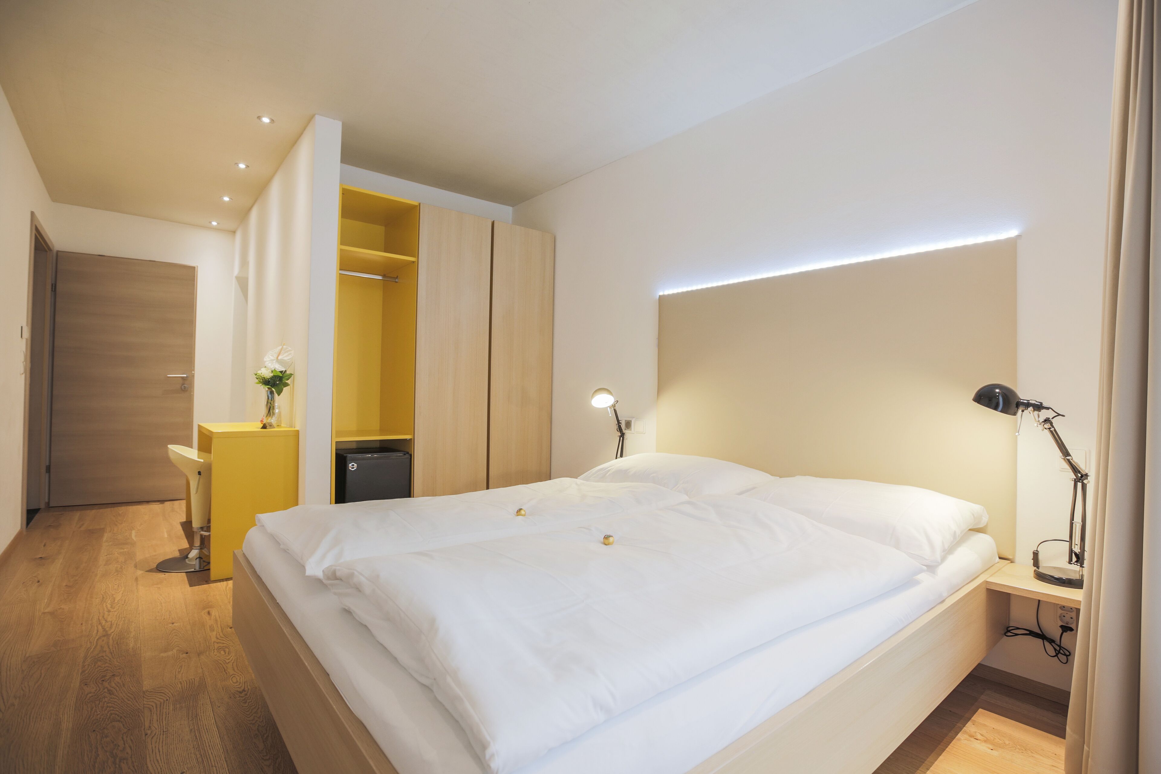 Apartments in the old town of Salzburg with pool! Only 600m from the Festspielhaus! R1