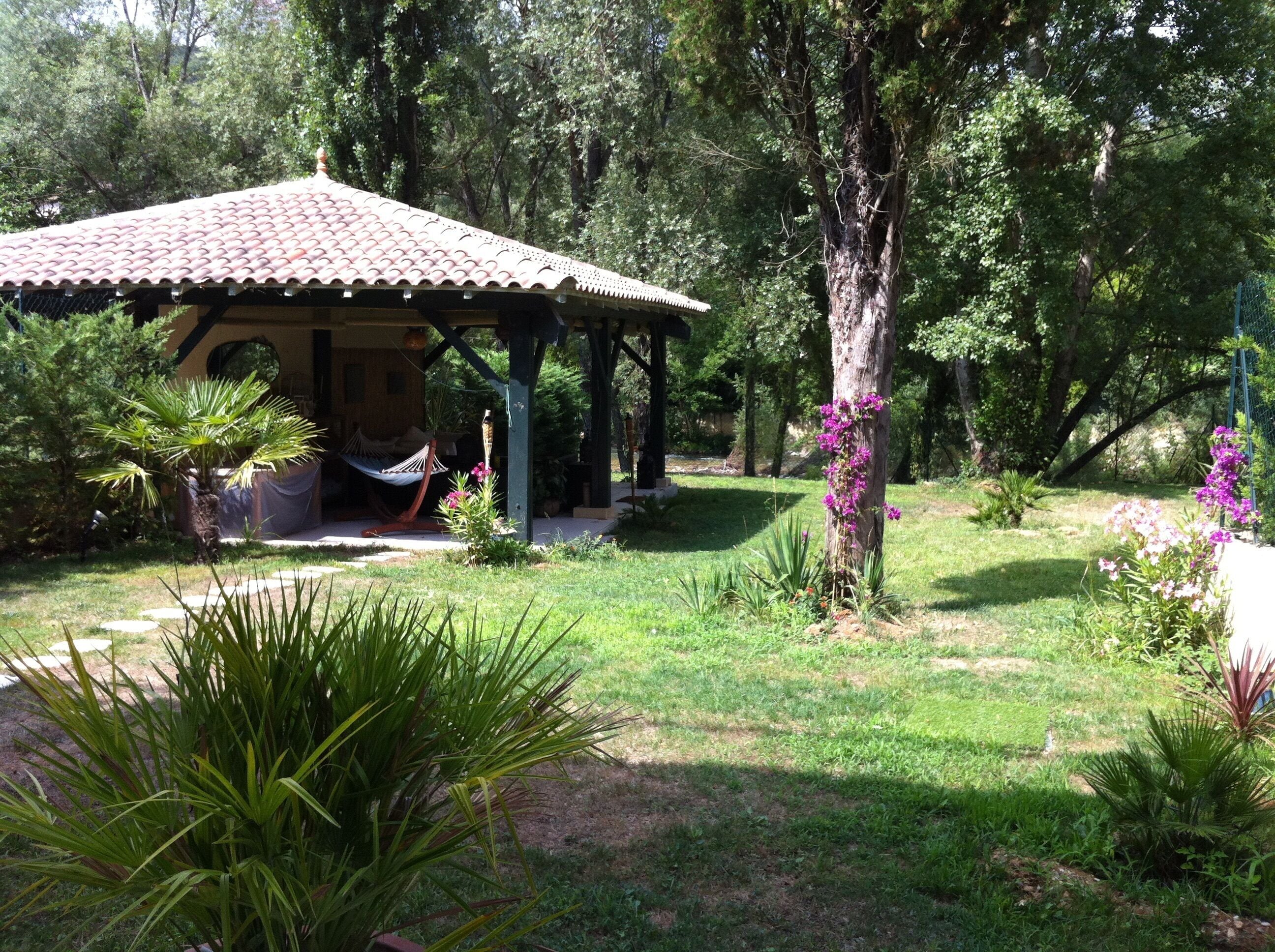 Discover the bucolic charm of the back country of Nice riverside
