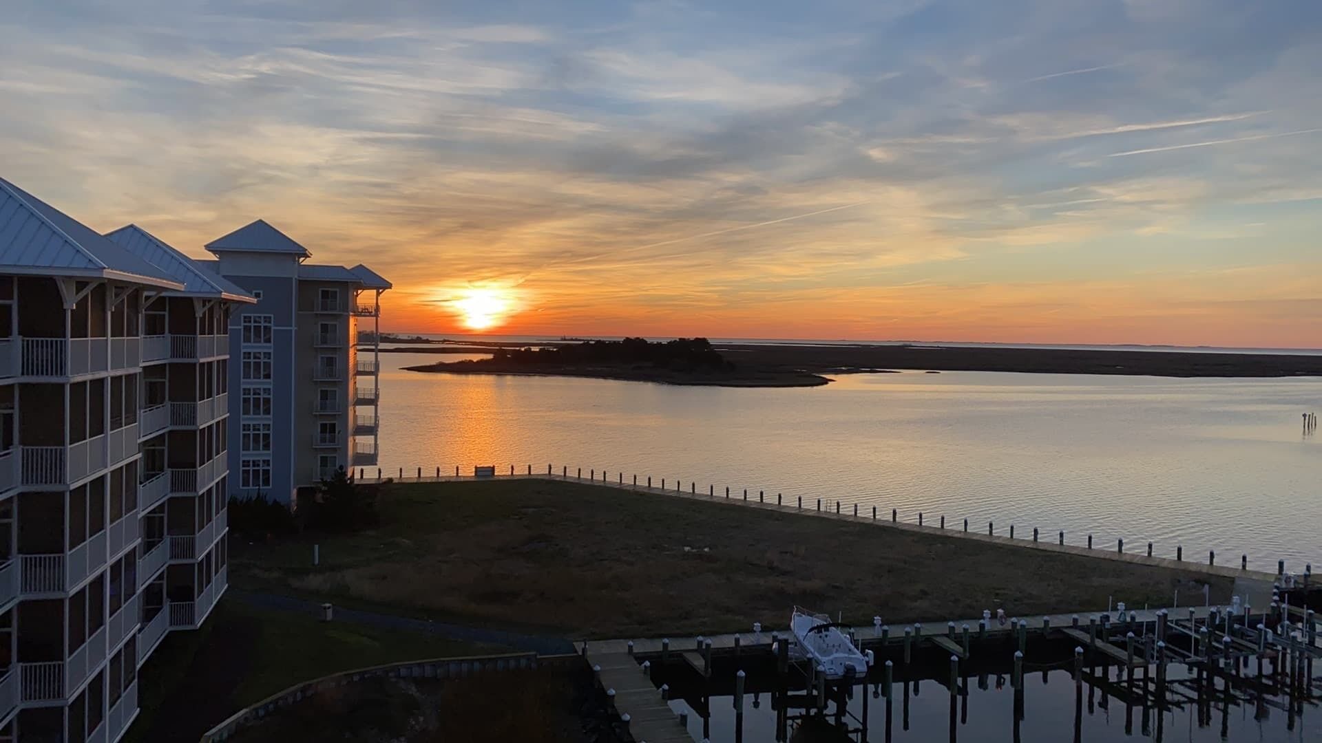 Breathtaking Top Floor Waterfront Condo with Boat Slip in Crisfield