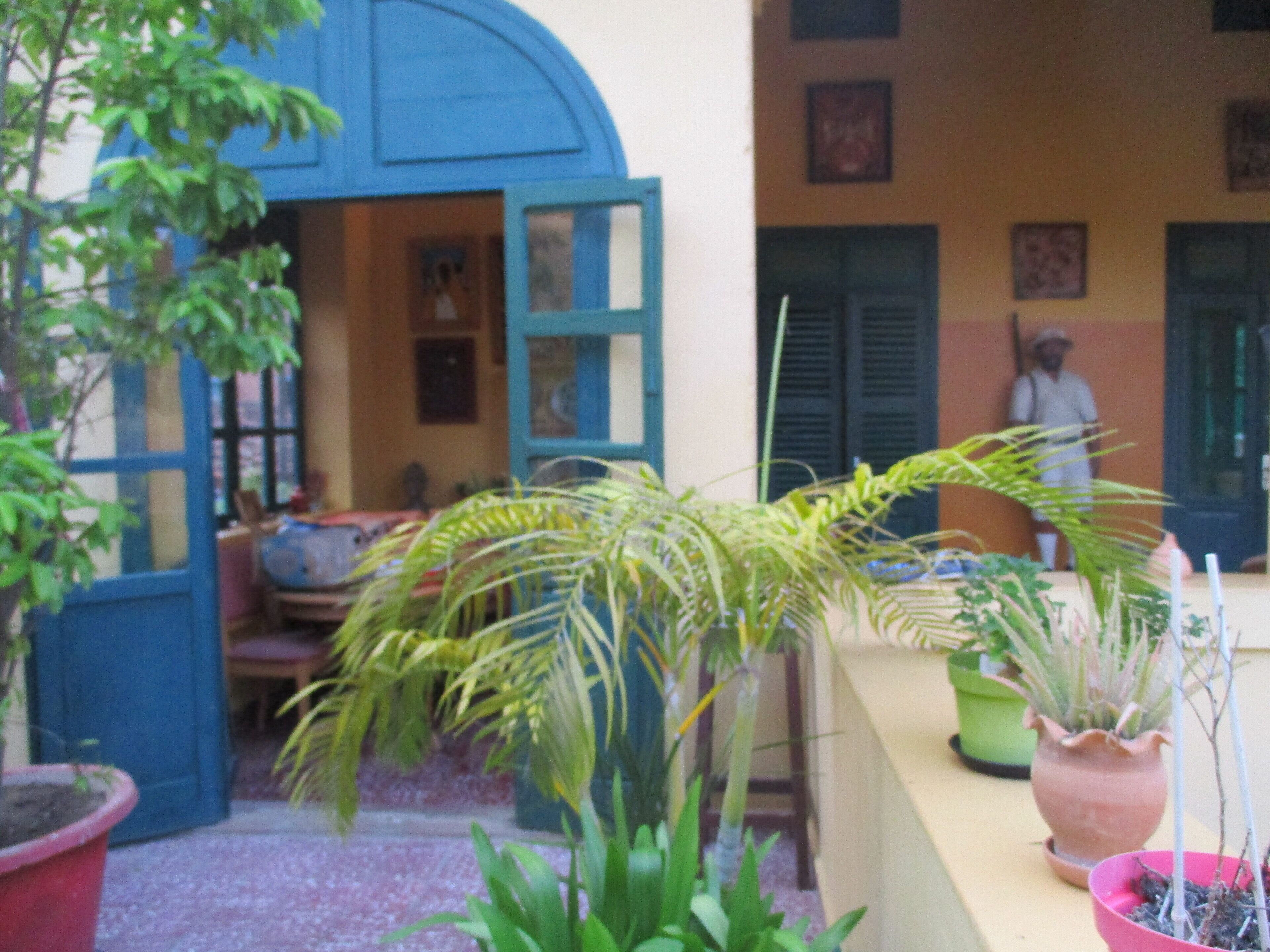 COLONIAL STYLE HOUSE 