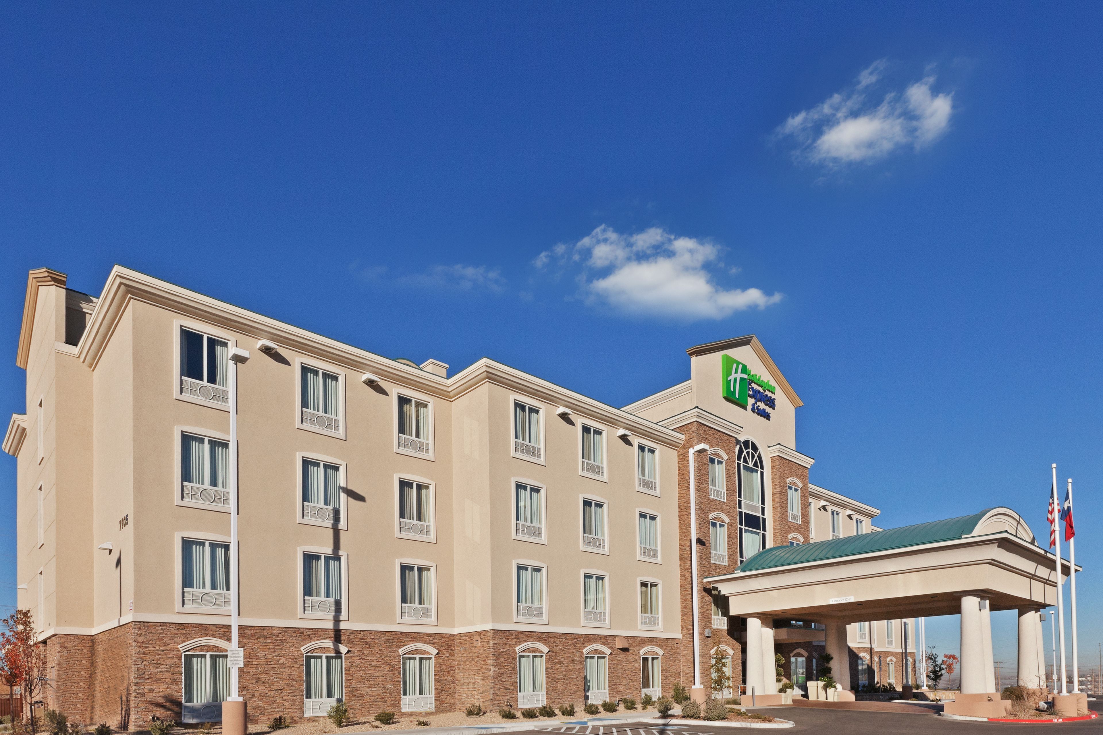 Holiday Inn Express & Suites El Paso West, an IHG Hotel