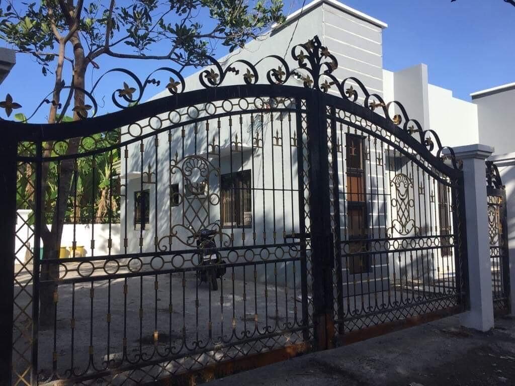 Two bedroom apartment located in a quiet area.