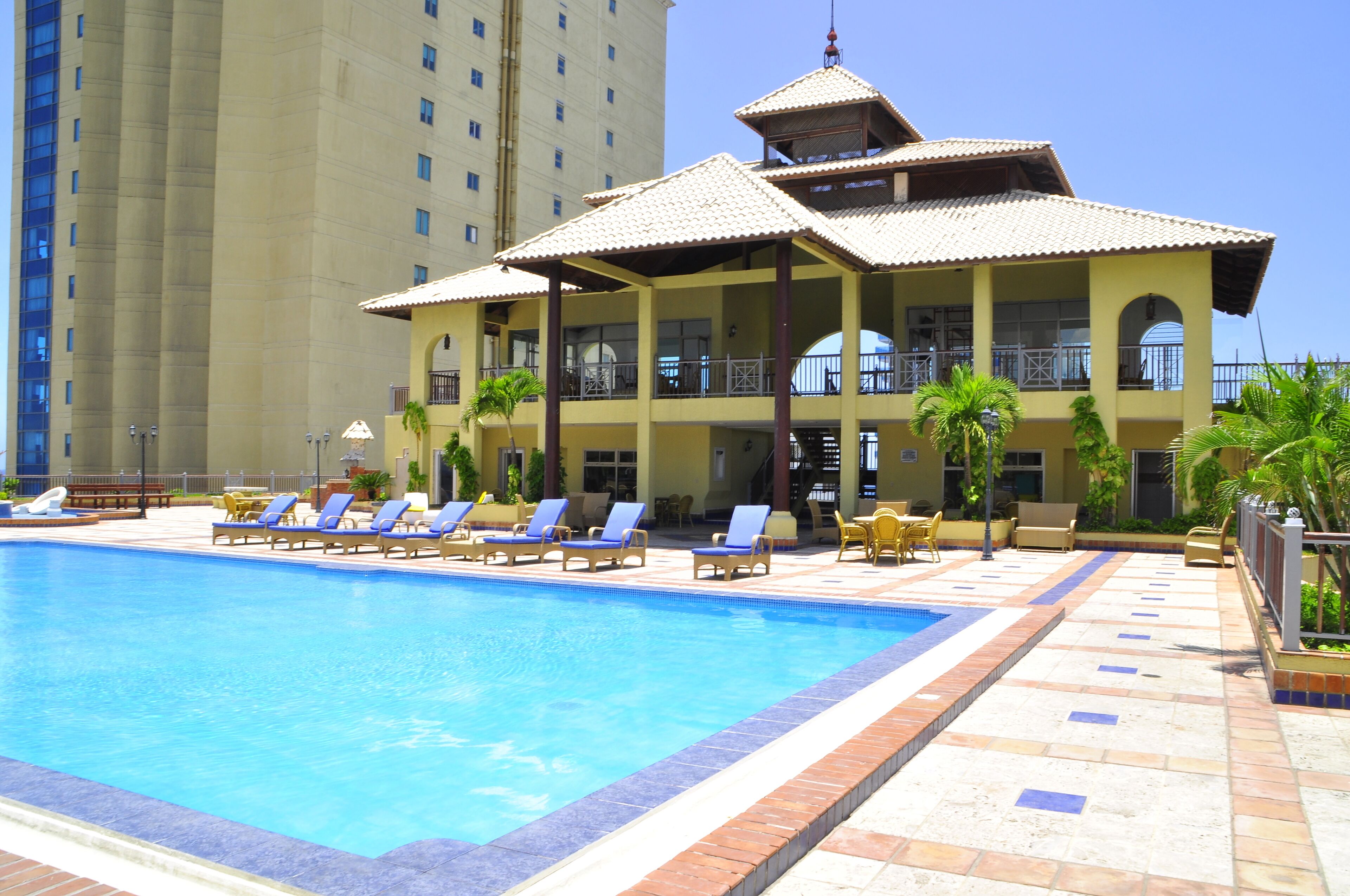 GOLD Suite @Malecon Center WIFI NETFLIX AC