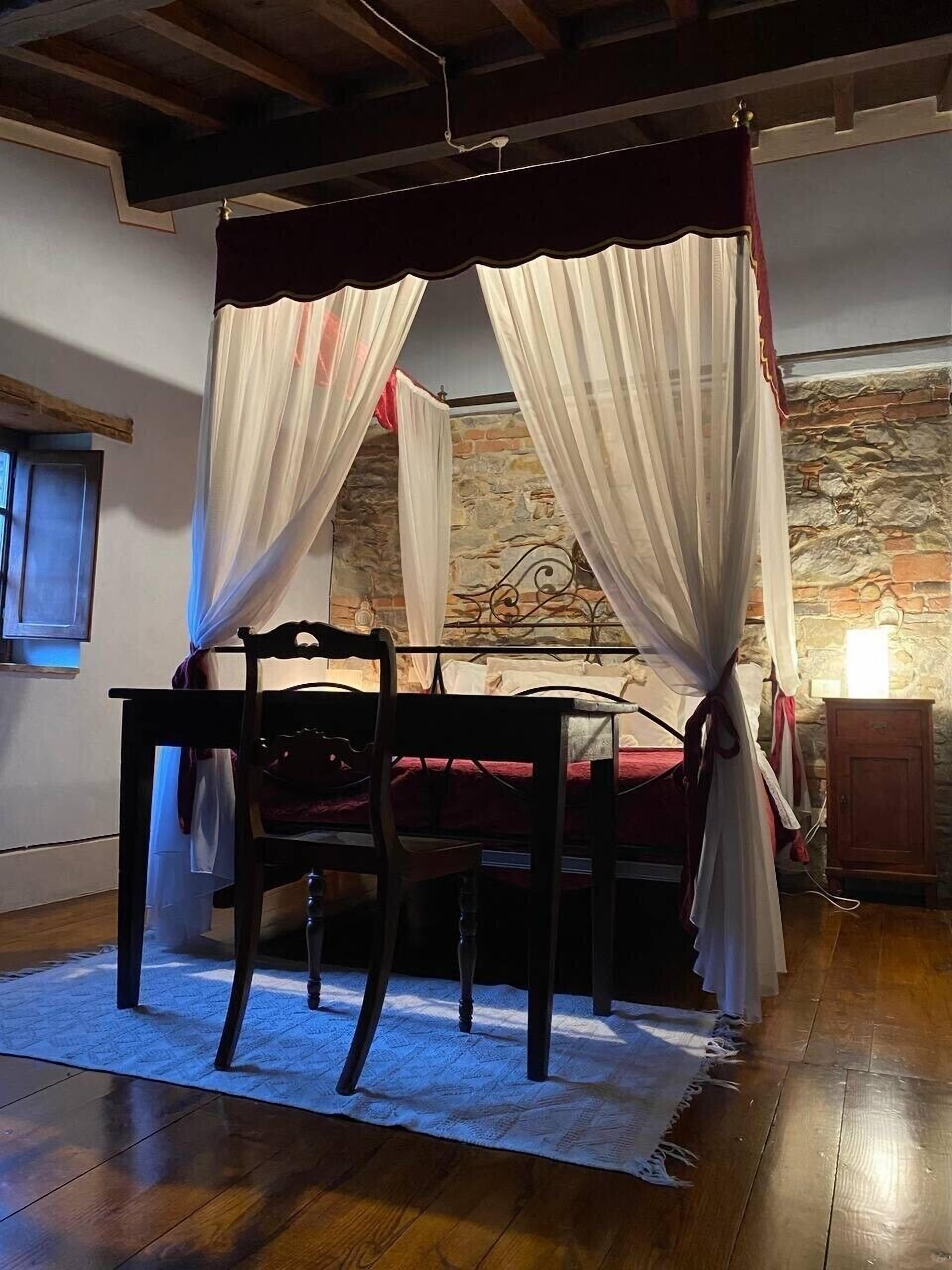 Loft surrounded by greenery, Garfagnana