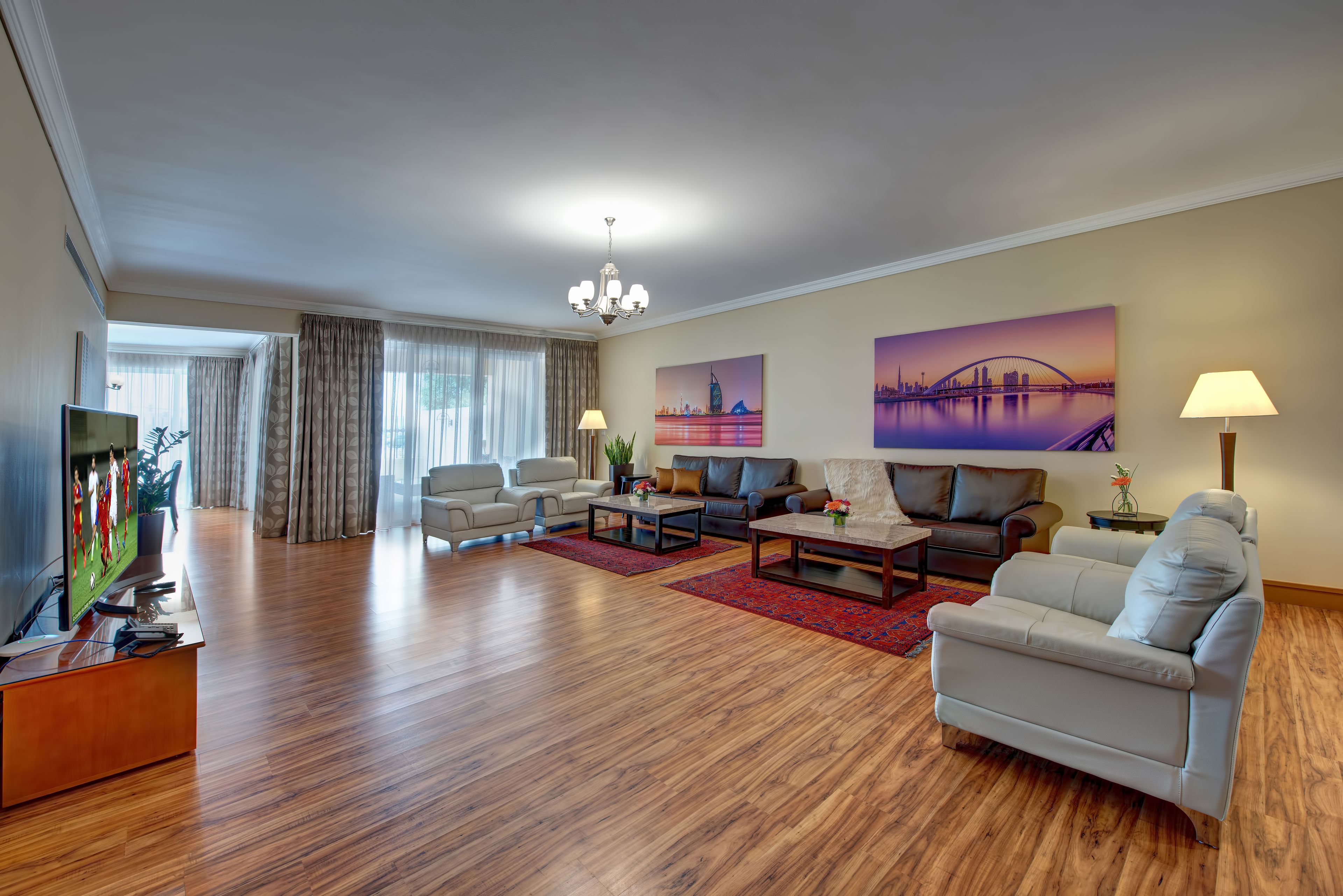J5 Villas Holiday Homes - Barsha Gardens