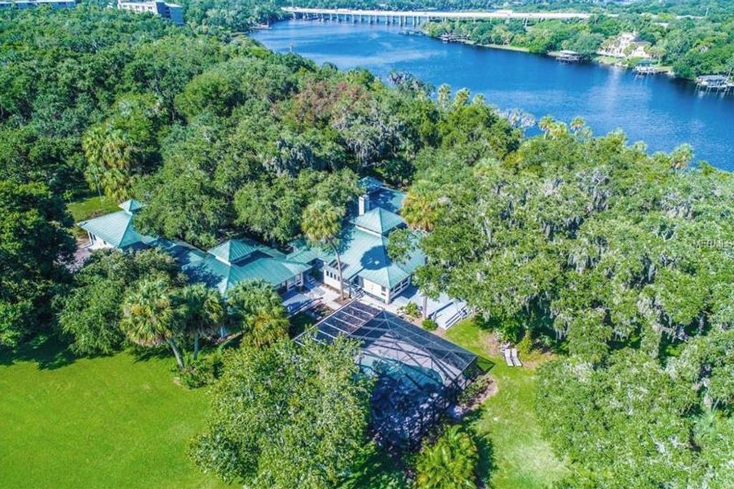 Riverbend Retreat