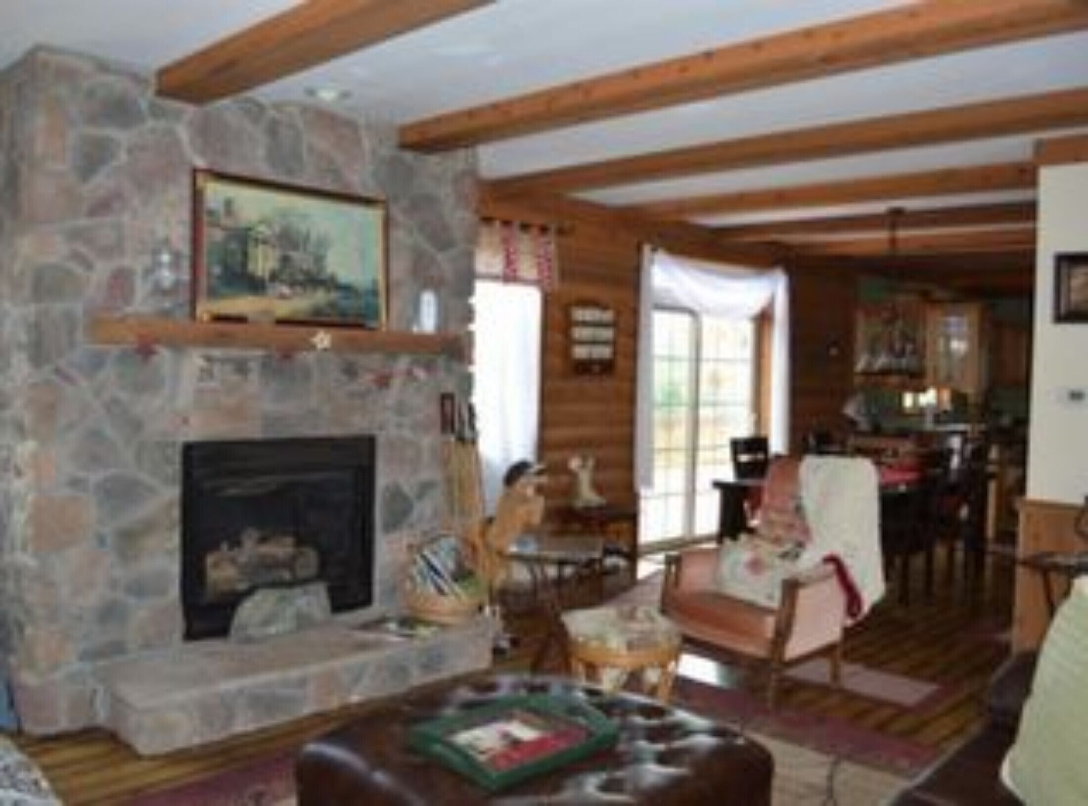 SKI SEASON RENTAL...3 Bedroom W/ Hot Tub 