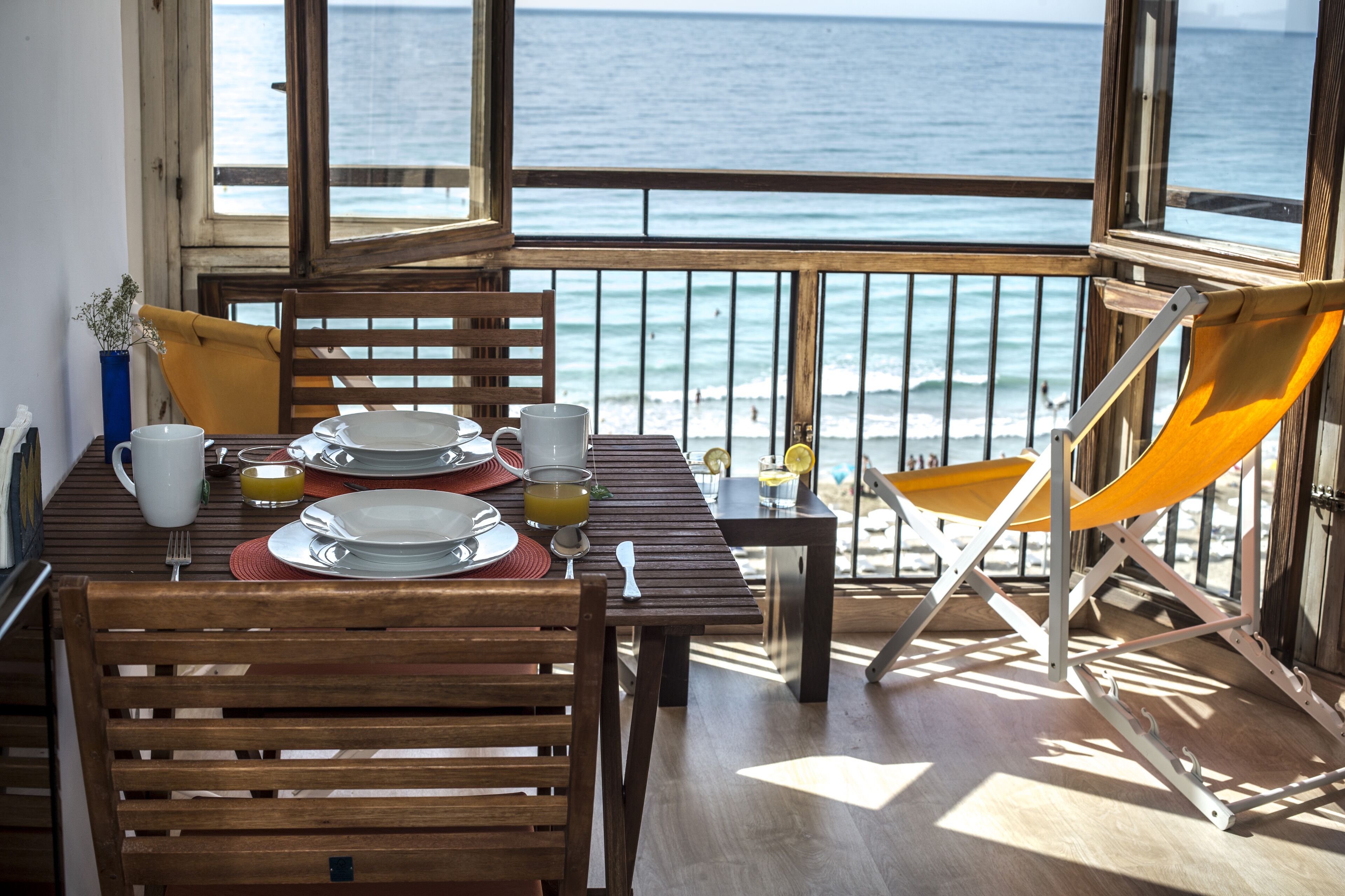 POSTIGUET BEACH FRONT with fantastic views - ALICANTE CENTER-WIFI