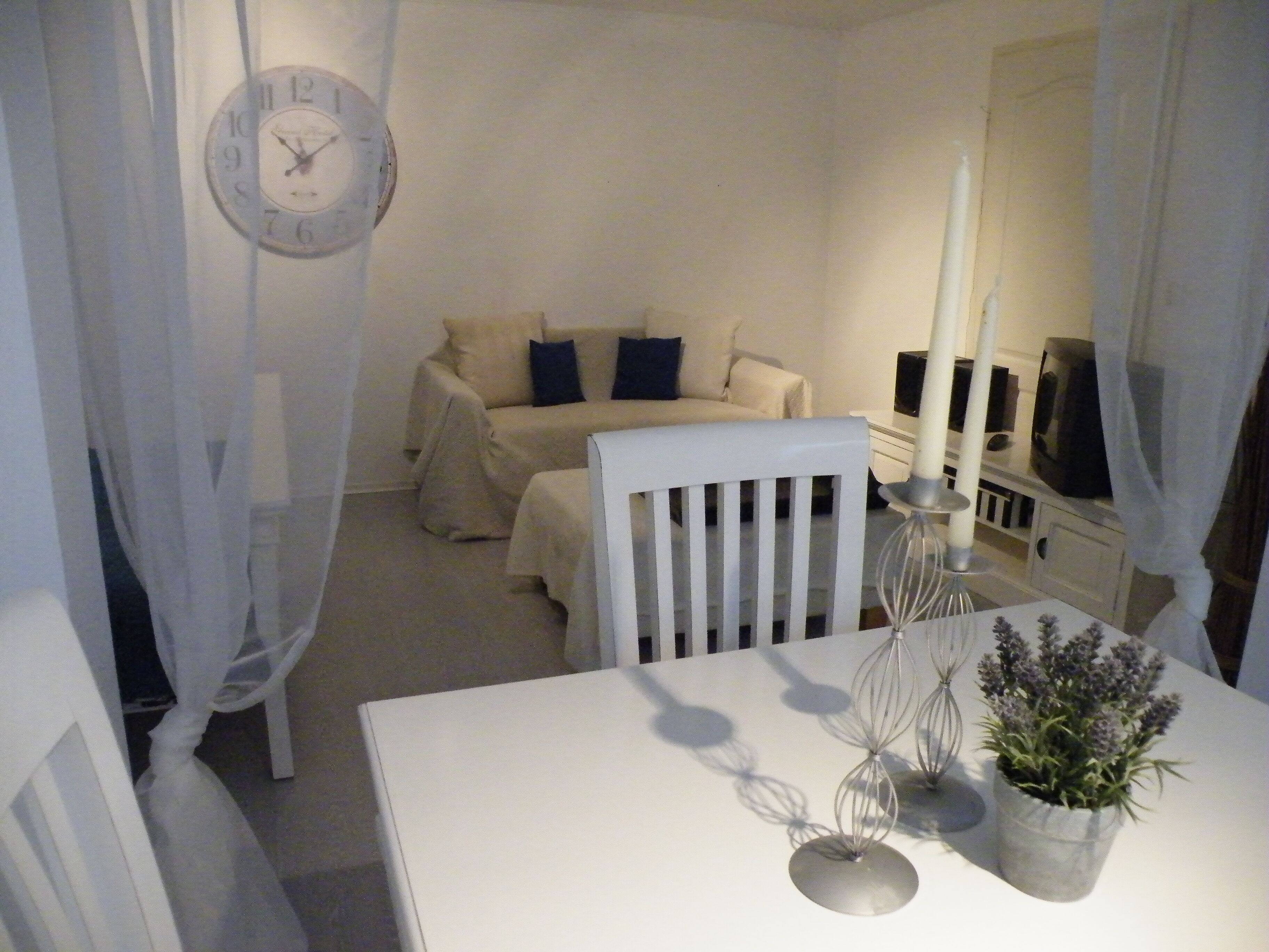 Stylishly furnished studio apartment near Limburg