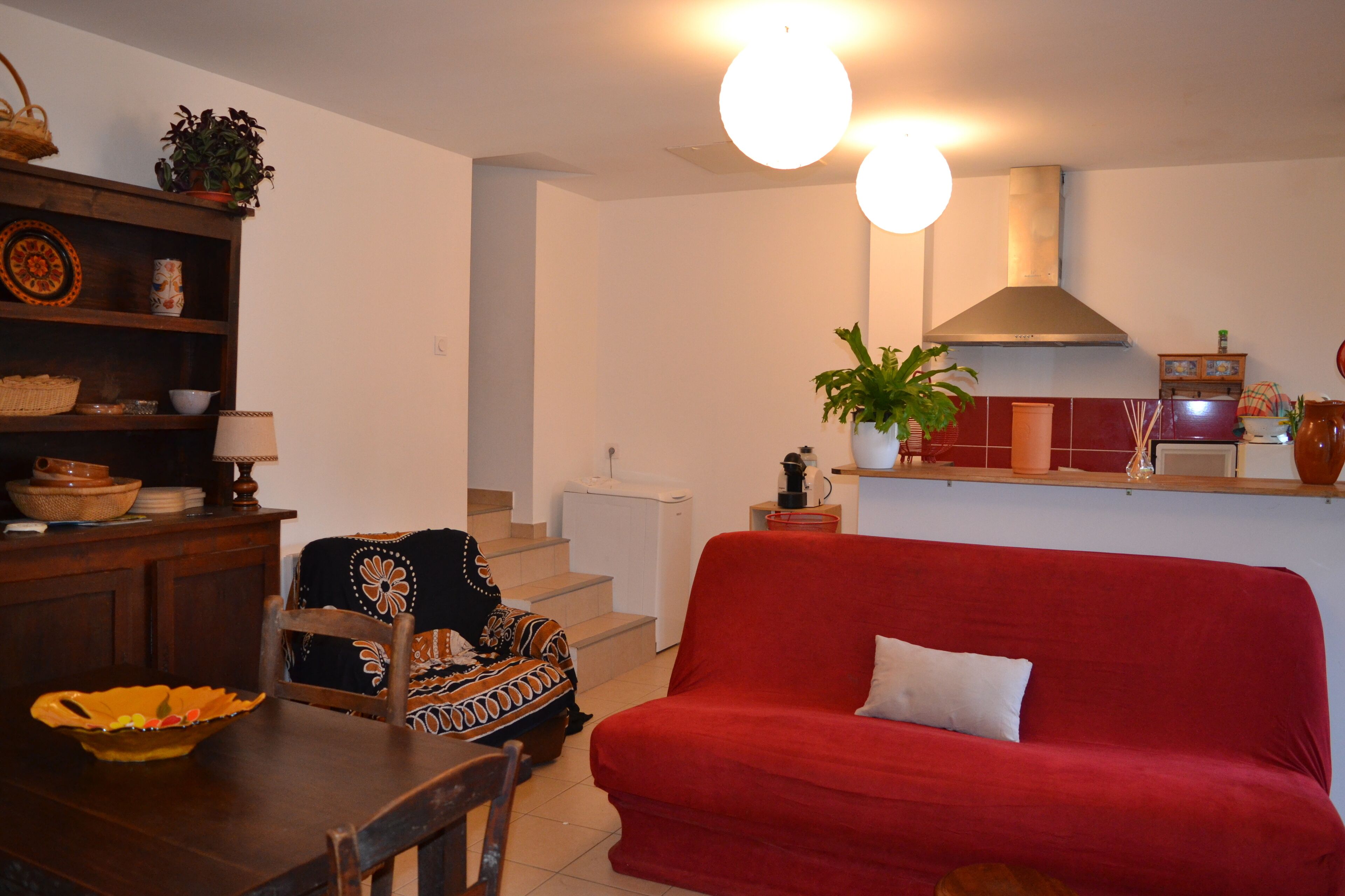 The Green Nest in Saint Sulpice sur Célé welcomes you with your dog
