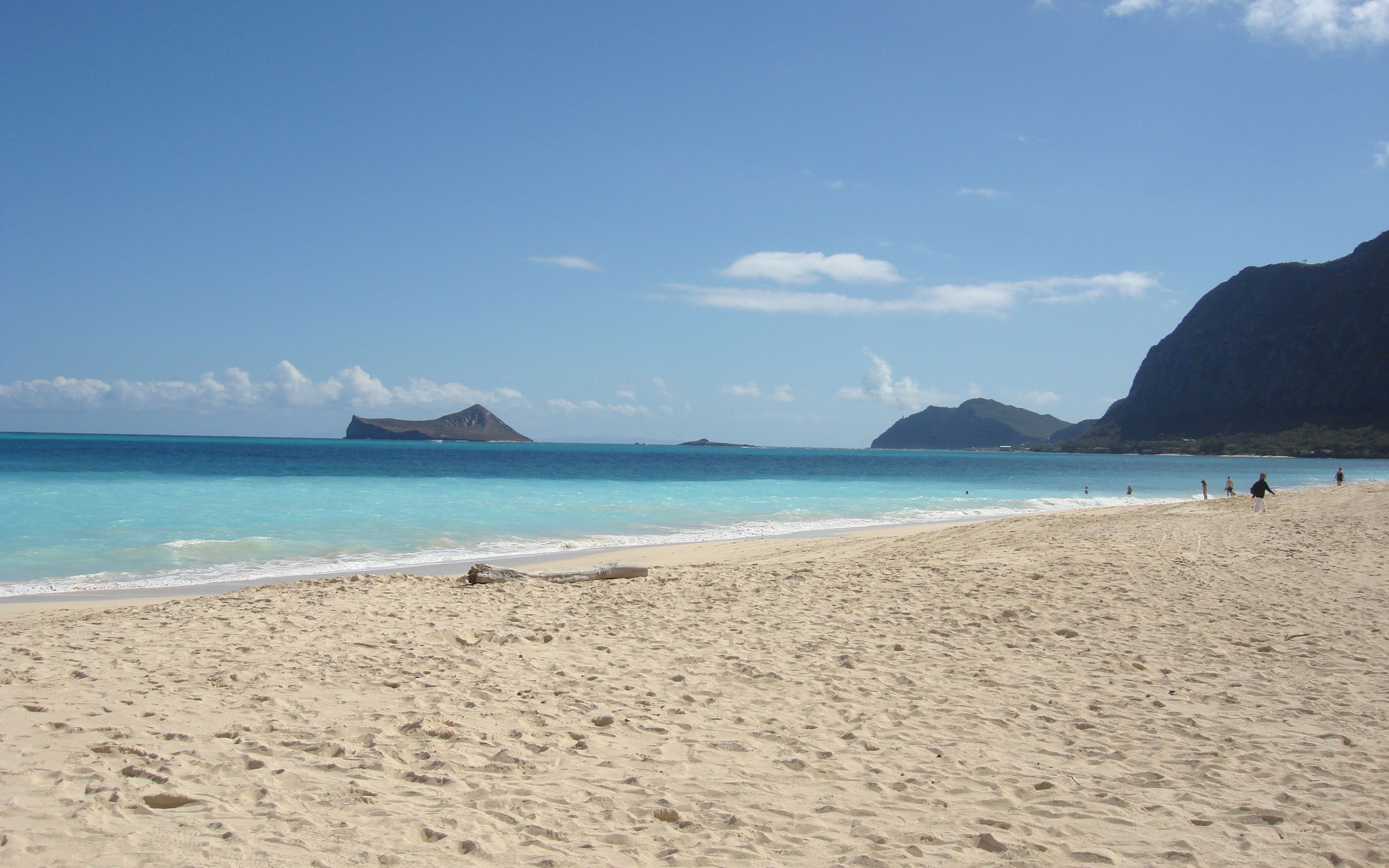 If You Like Crowds, Don't Stay Here !..Sleeps 2 - Walk to  Beach!!