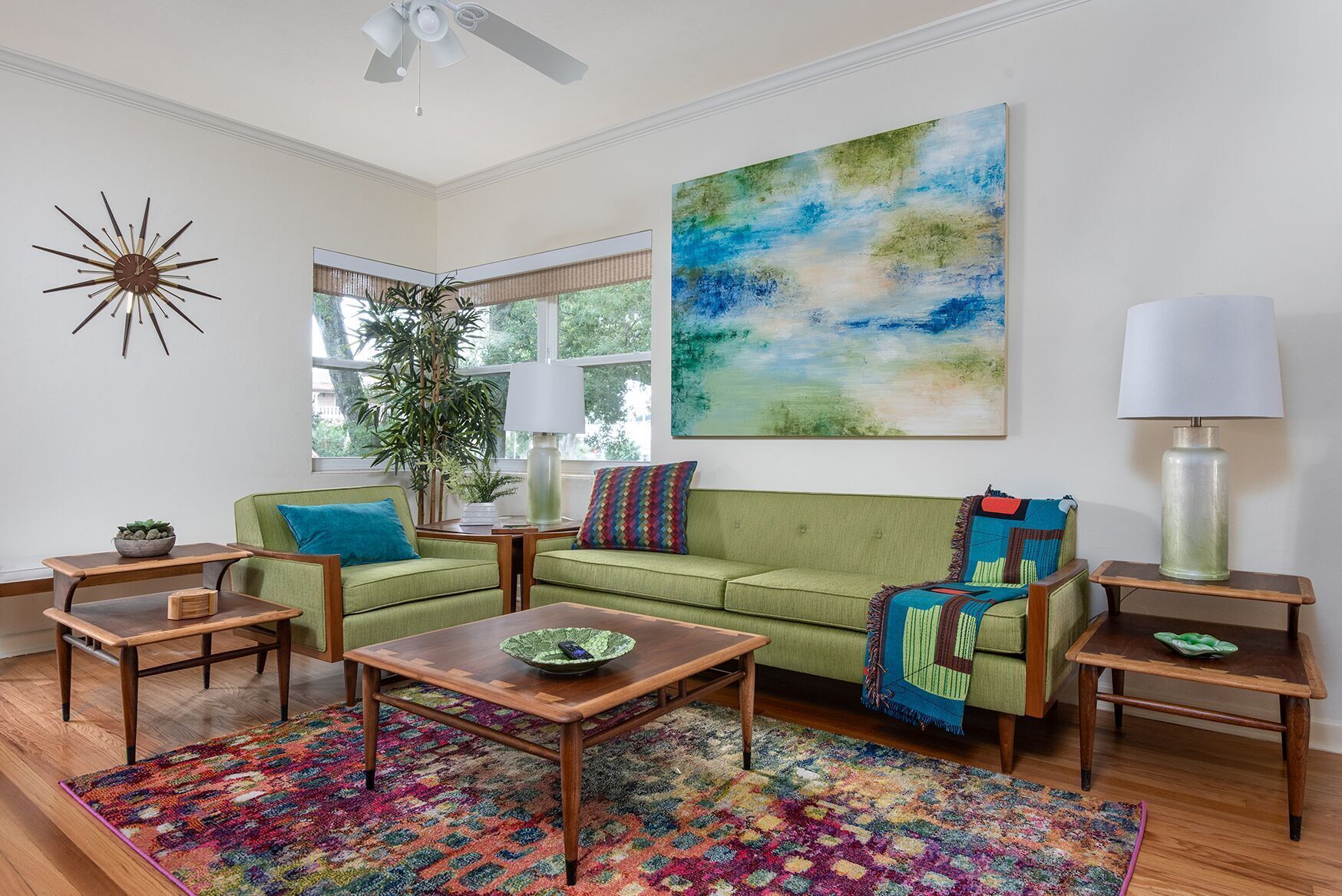 Mid Century Luxury, 1 block from Park Ave (#3)