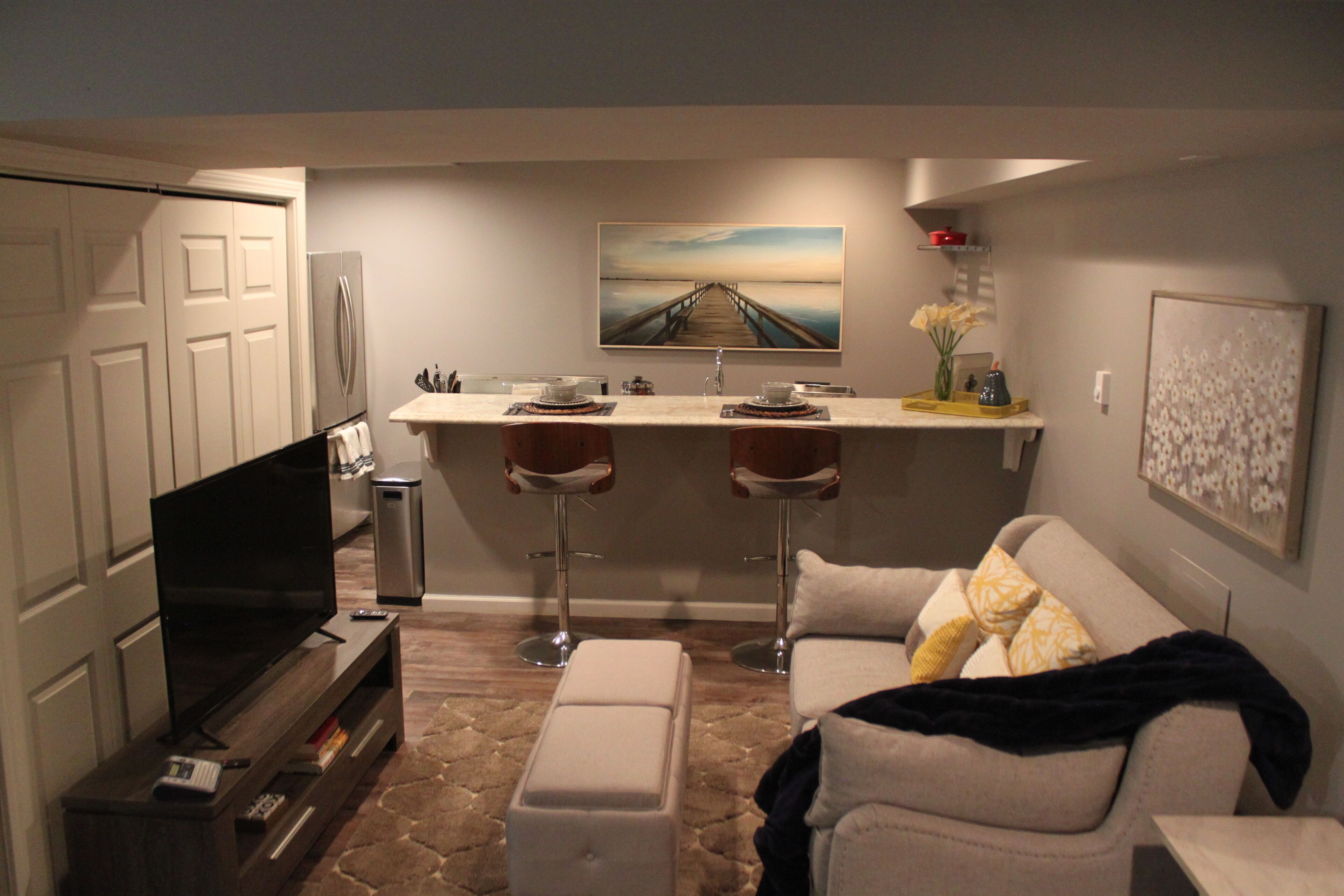 Luxury Apartment Close to Mayo and St. Mary s.........
