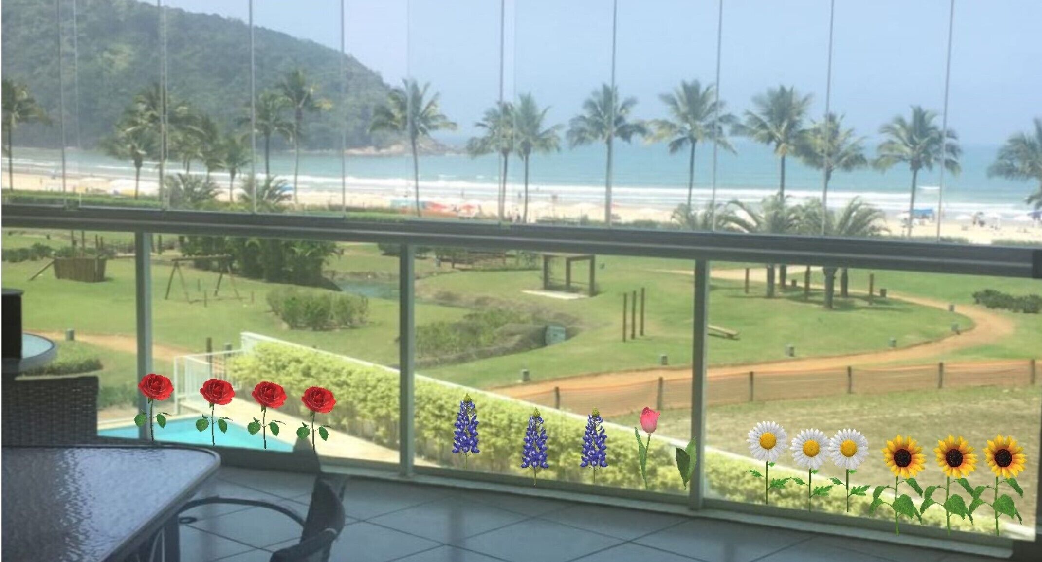 Beautiful Apt - 3 Bed + 1Empr 20 meters from the Beach