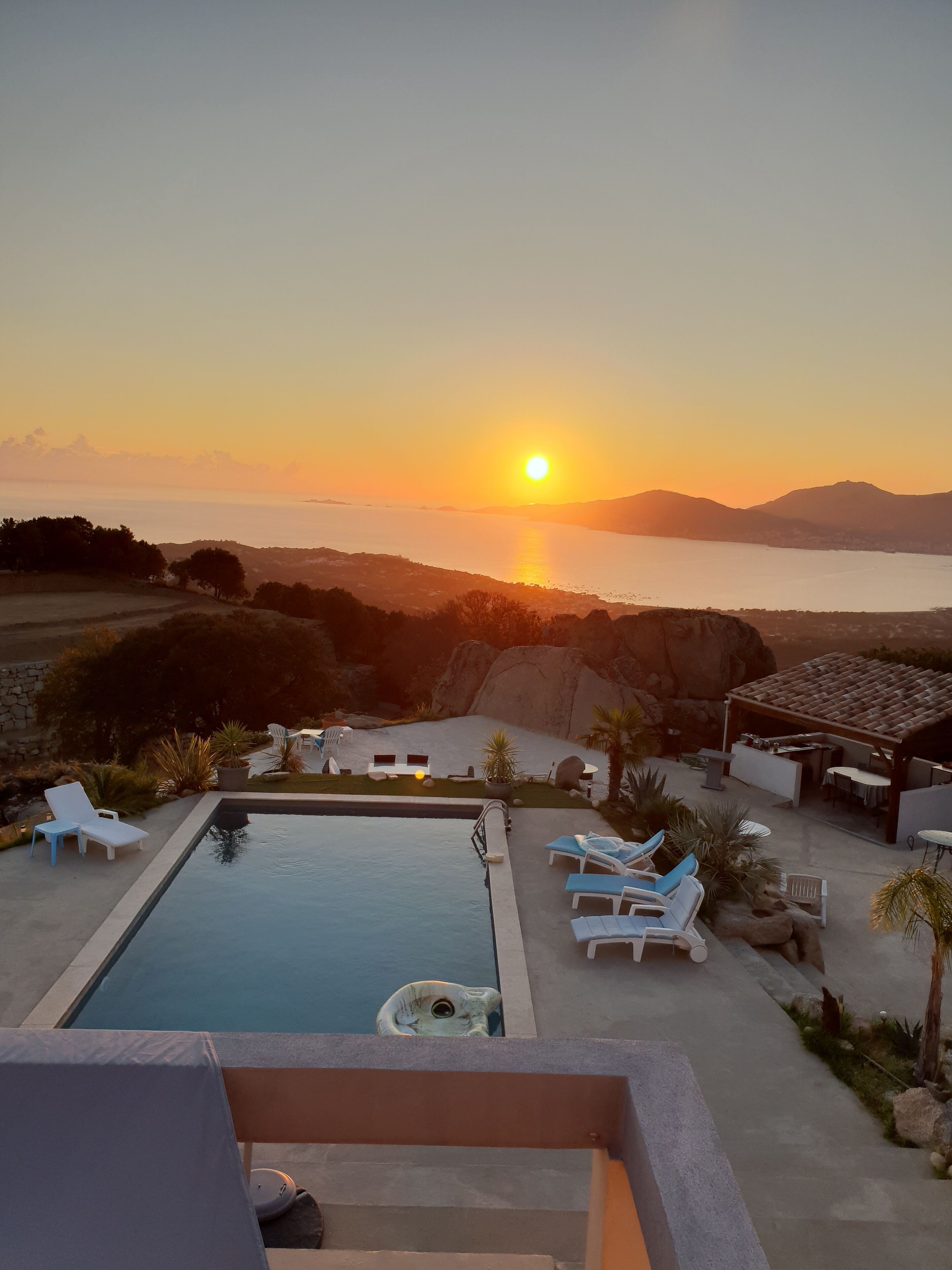 APARTMENT 4 to 6 BEDS - Ground Garden