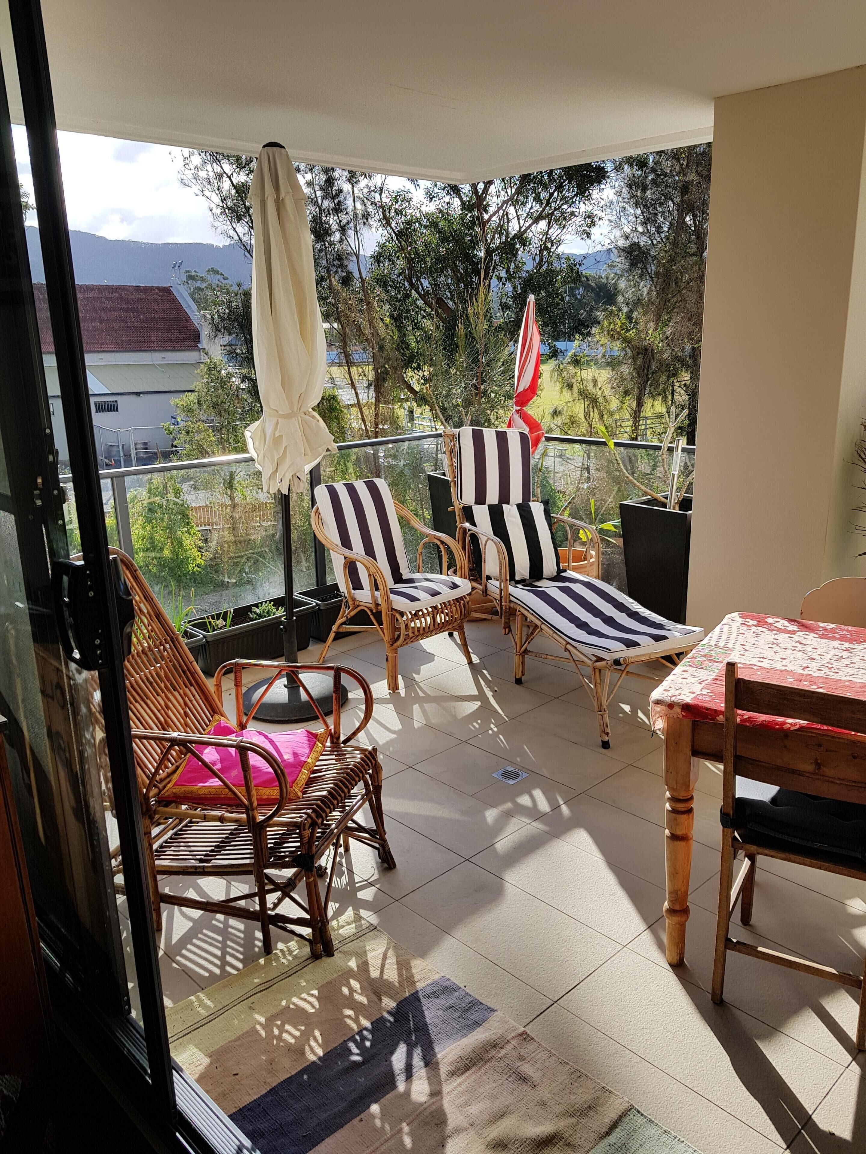 Cosy, family friendly, close to beach, playground, cafes,transport.