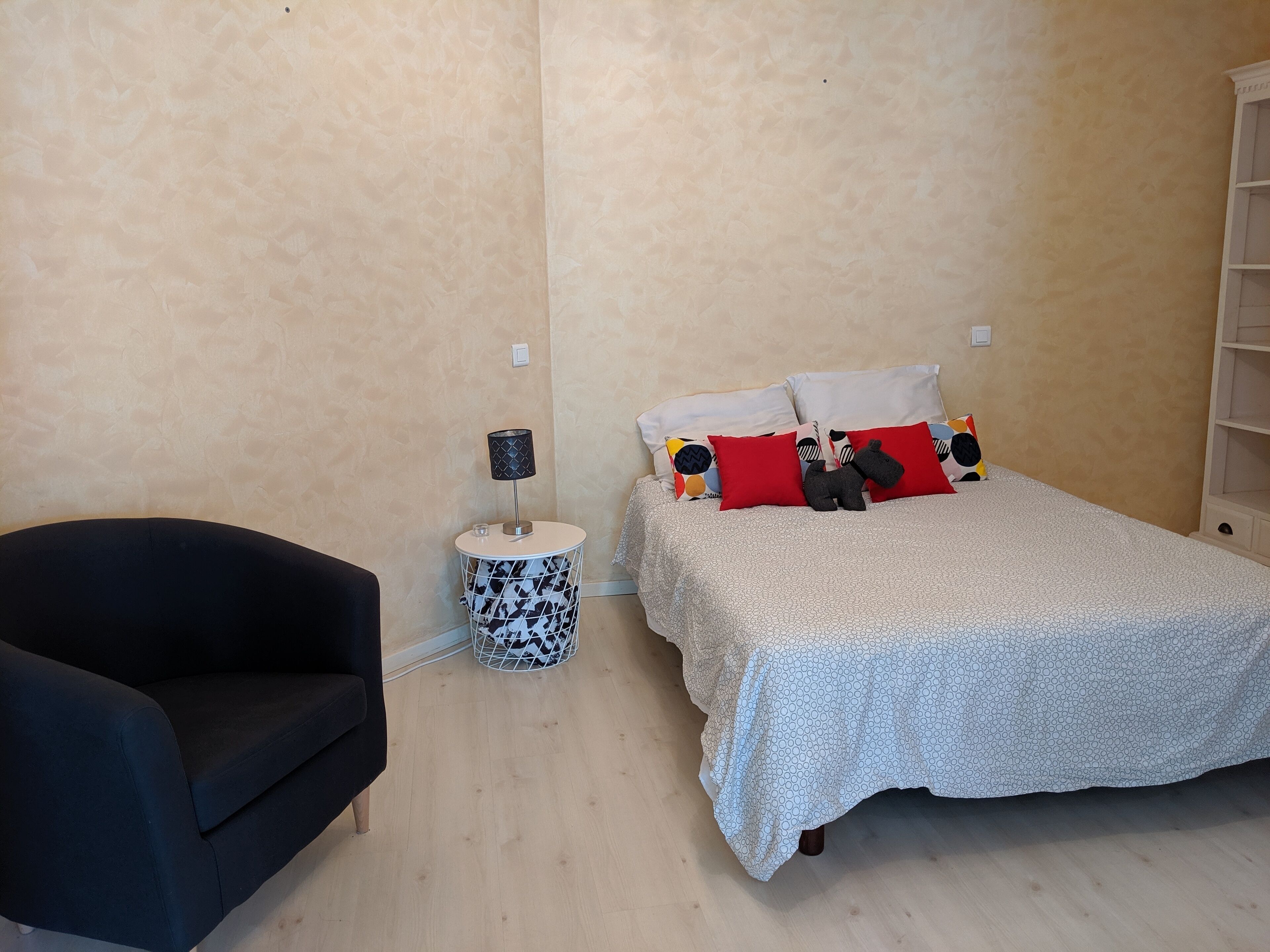 Studio with private parking near Saint-Chamond and Saint-Etienne 
