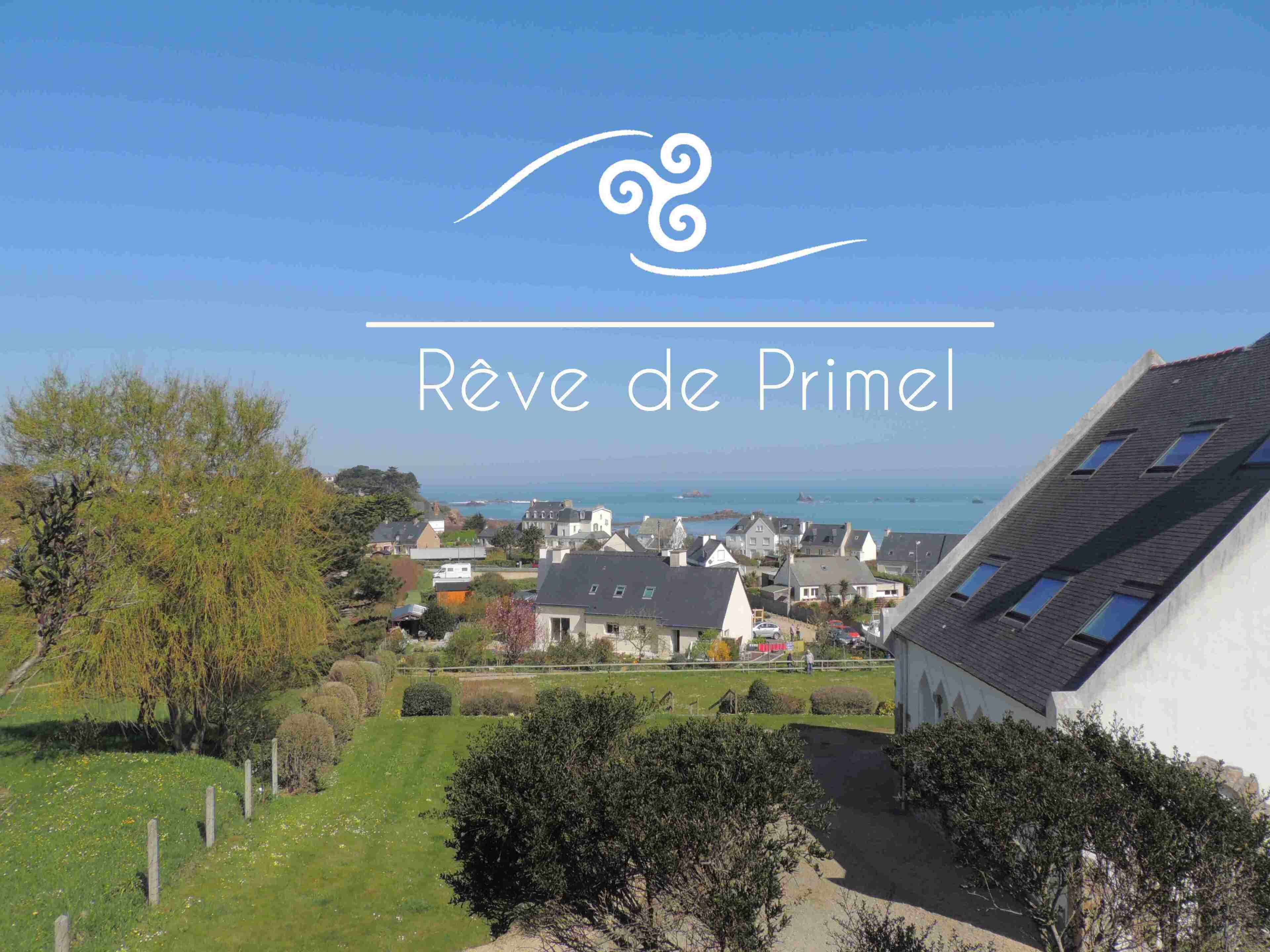 Sea view apartment 2 minutes walk from the beach
