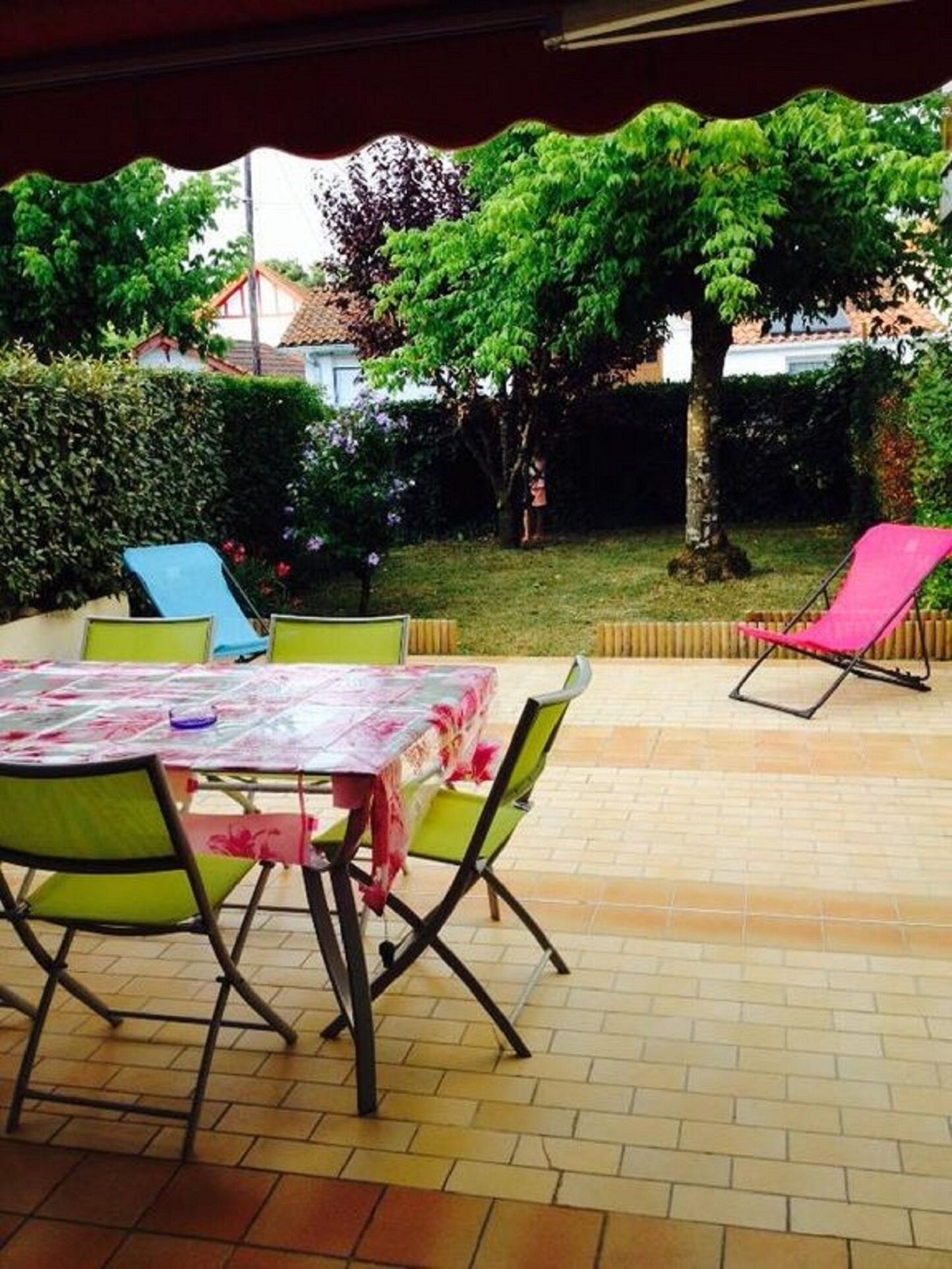 Apartment / Sudio 3 *** Ground floor, 400 m Beach in Royan Quiet park