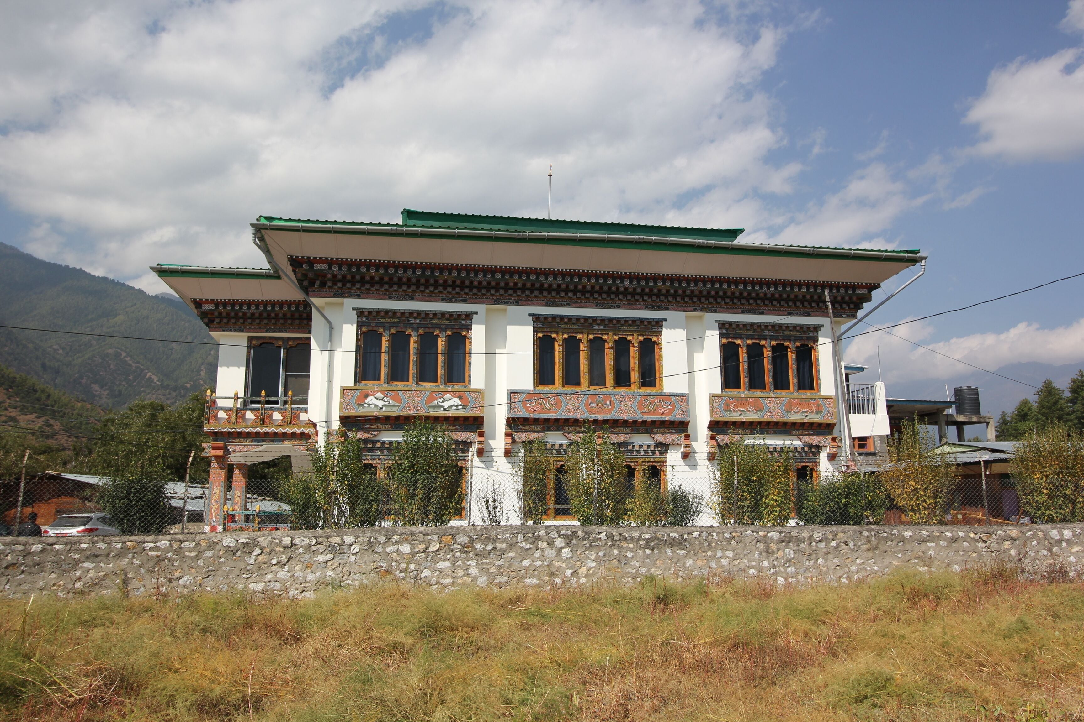 Karmaling Homestay caters as both a private room and serviced apartment B