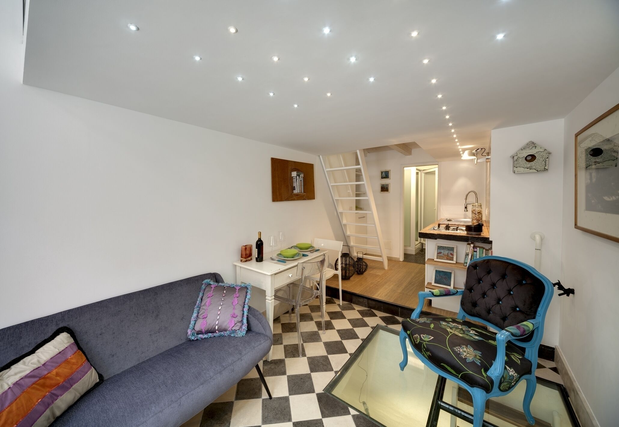 Just 50 meters from one of the most beautiful and renowned beaches of the Ragusa’s coas