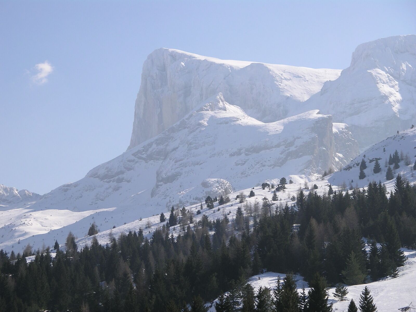 STUDIO AT THE FOOT OF THE SUPERDEVOLUY SLOPES. SUMMER LEISURE COMPLEX AS IN WINTER.