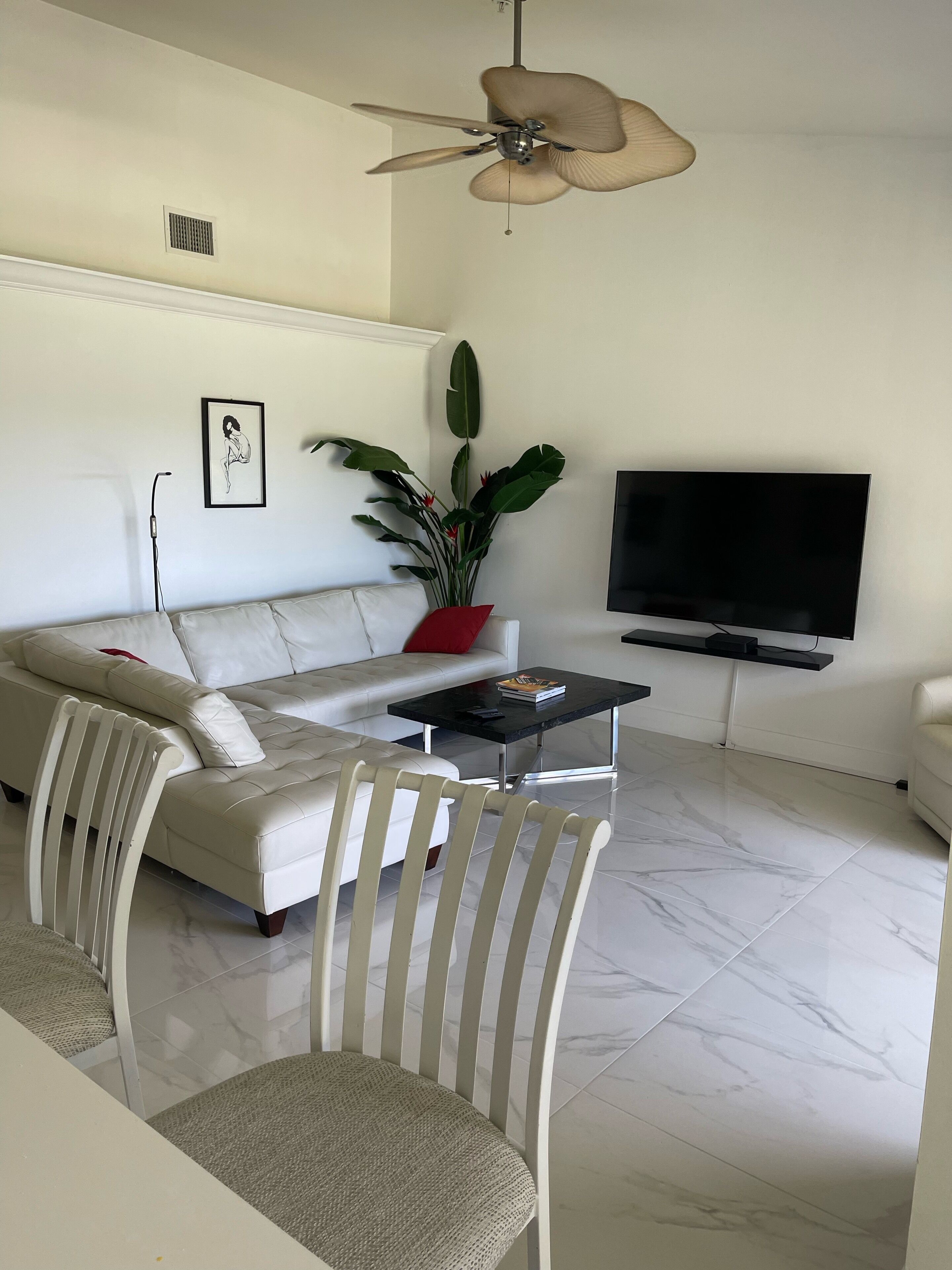 STUNNING FRESHLY RENOVATED STONEYBROOK CONDO IN GATED COMMUNITY ON GOLF COURSE <br>