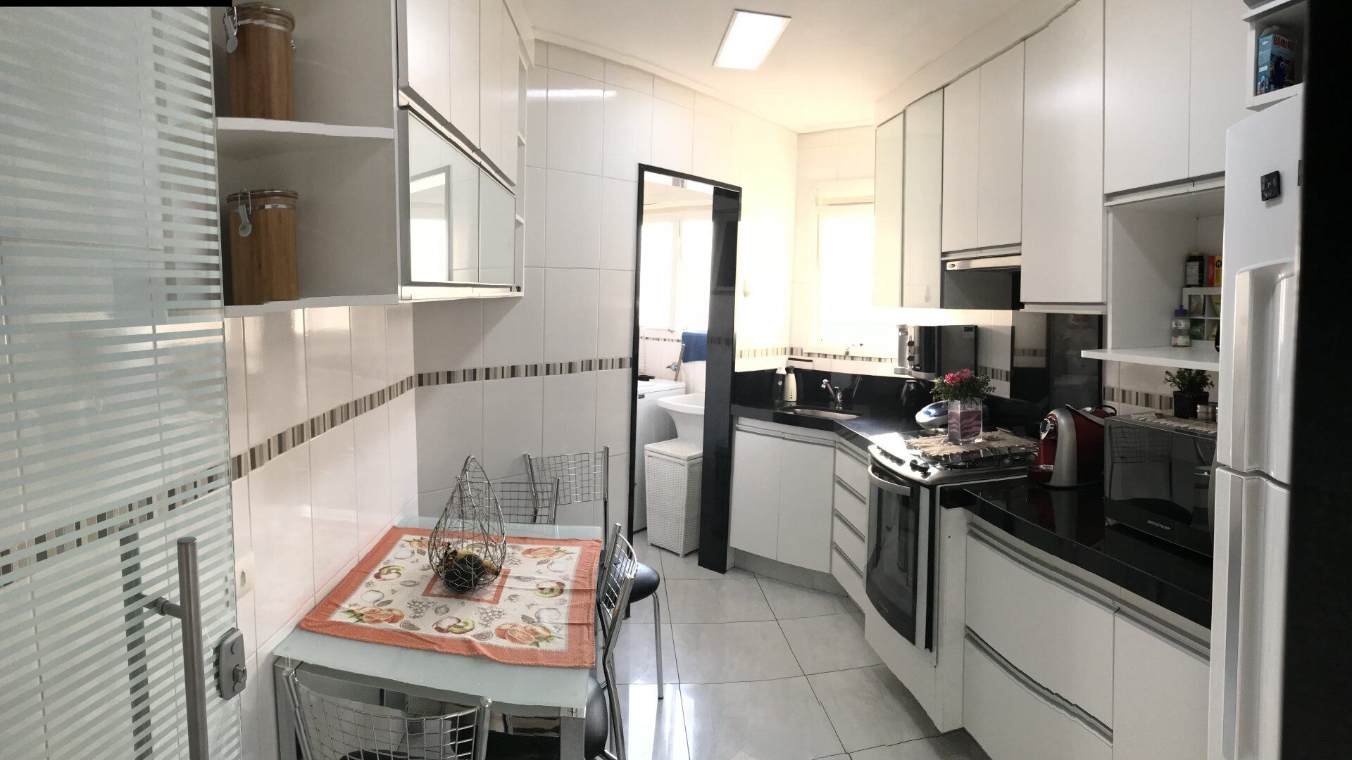 Beautiful apartment 3 bedrooms, pool, party room and court in floripa